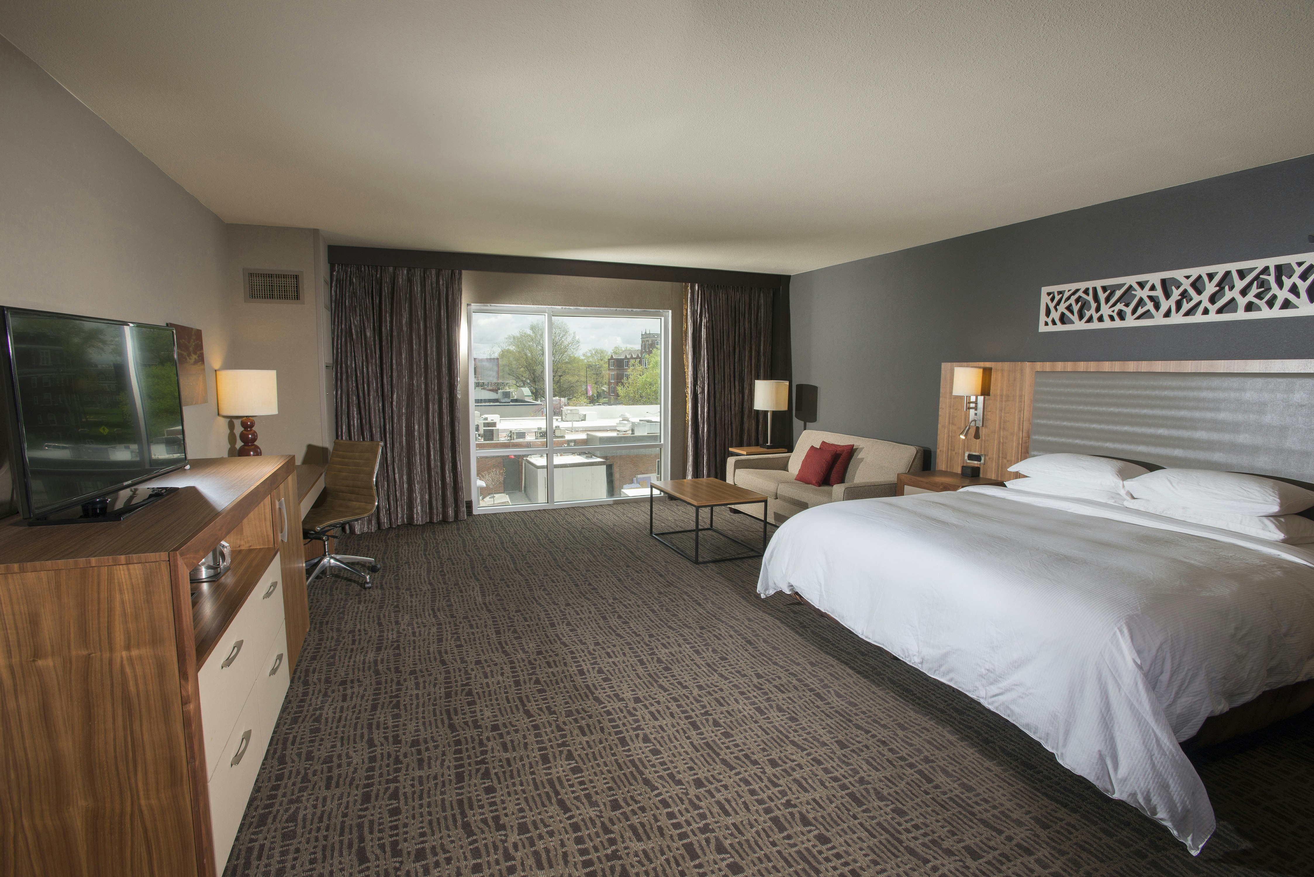 The Broadway Columbia – a DoubleTree by Hilton