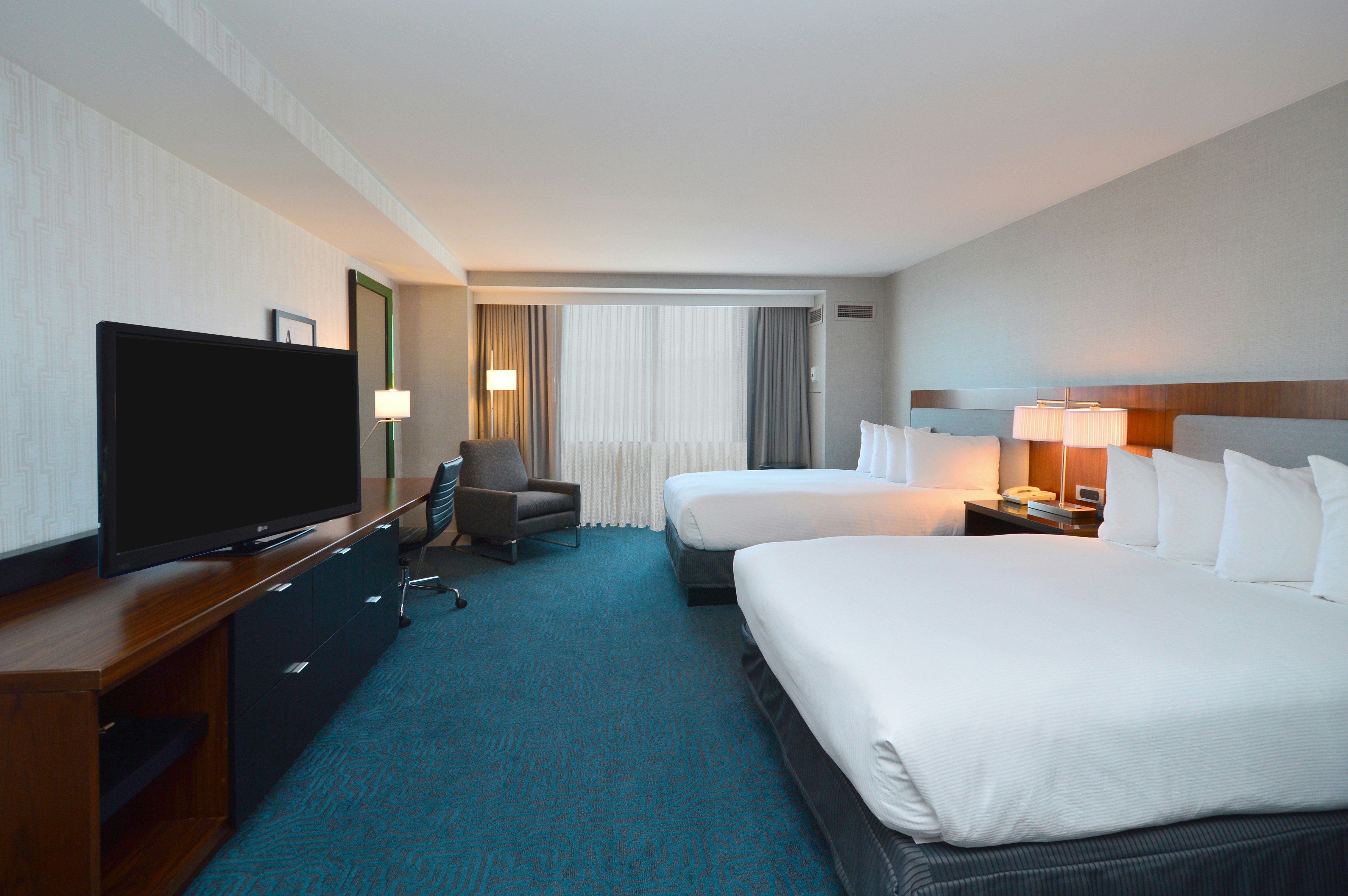 DoubleTree by Hilton Newark Fremont