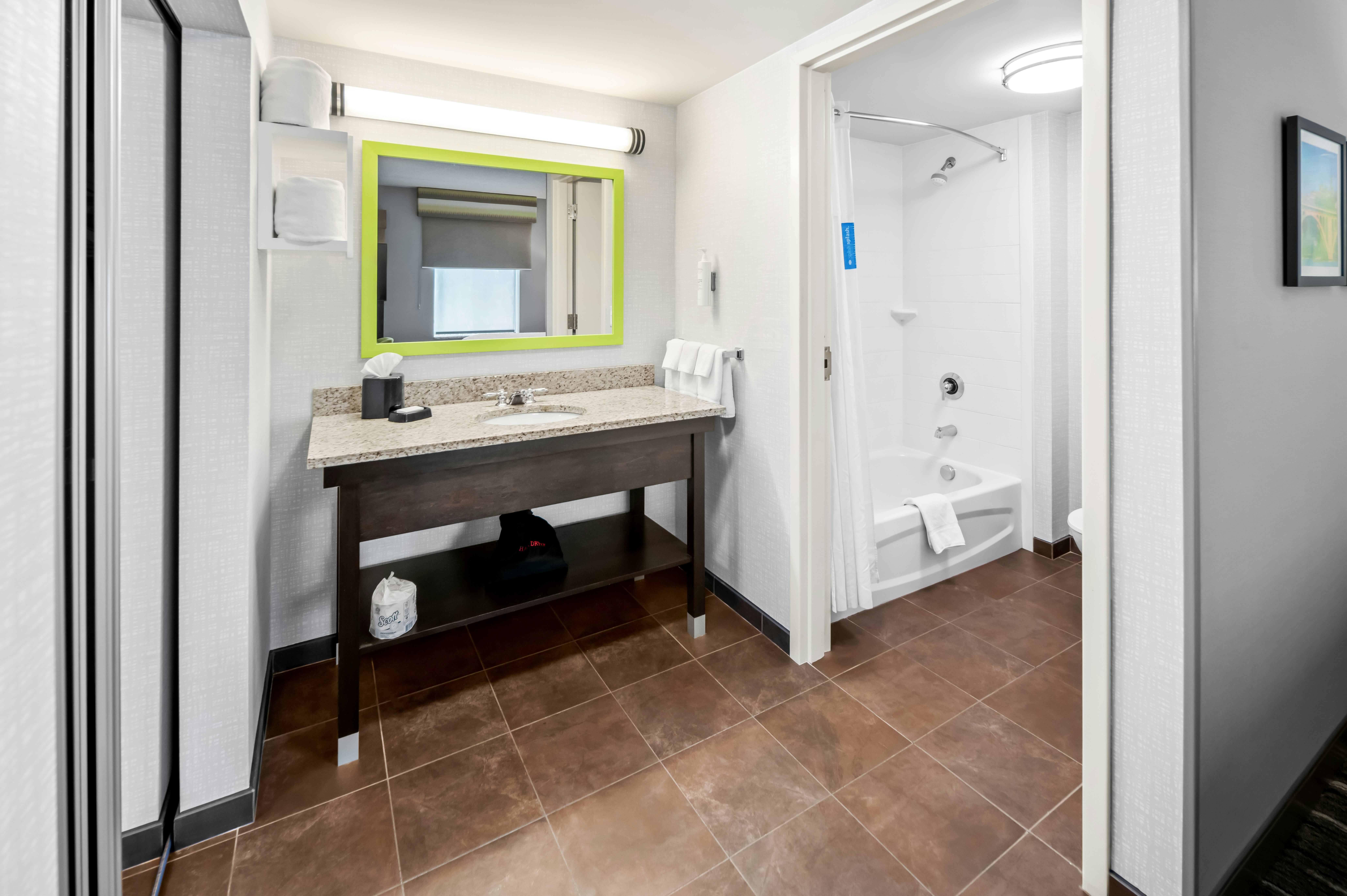 Hampton Inn & Suites Camp Springs/Andrews AFB