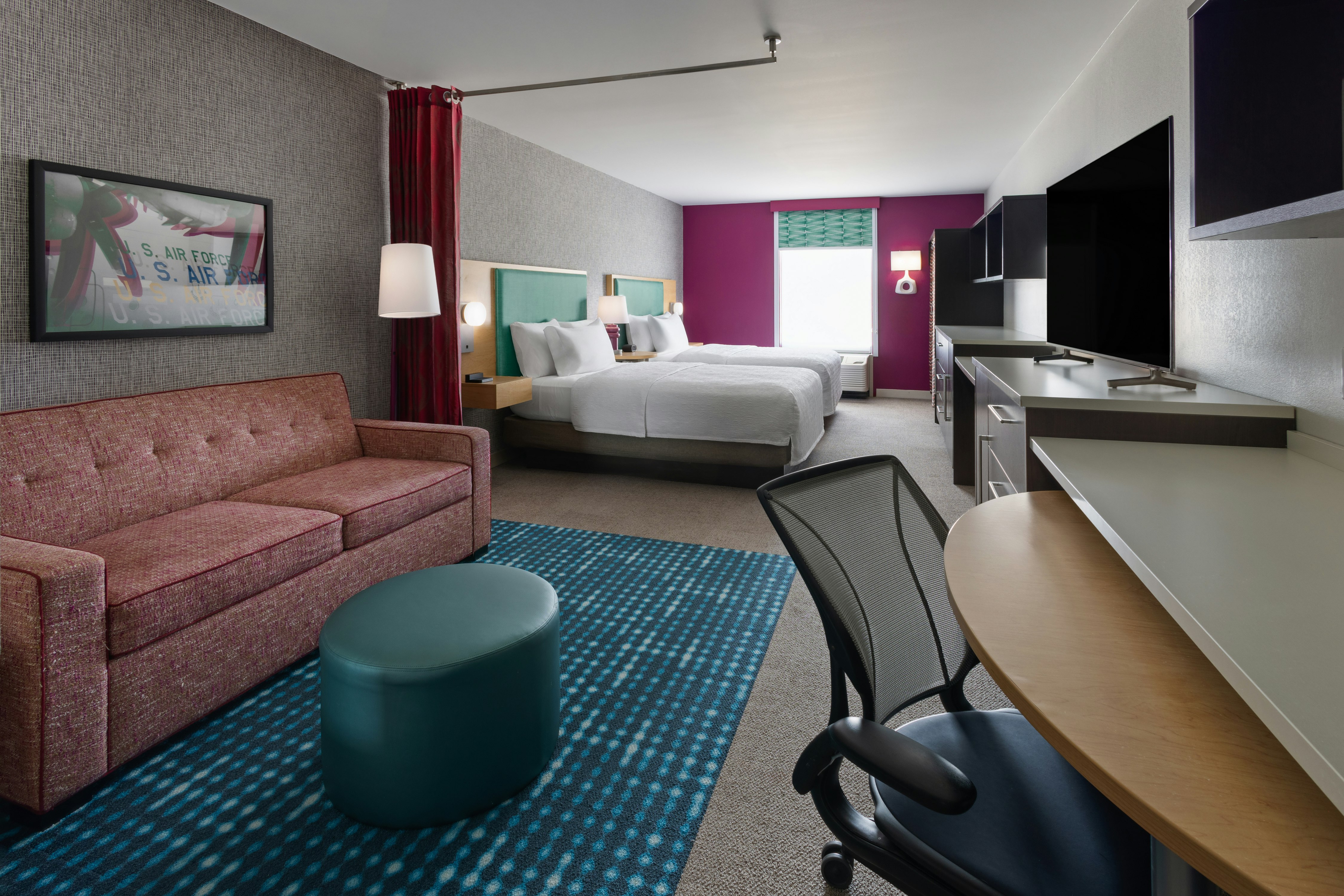 2 QN BEDS STUDIO NONSMOK