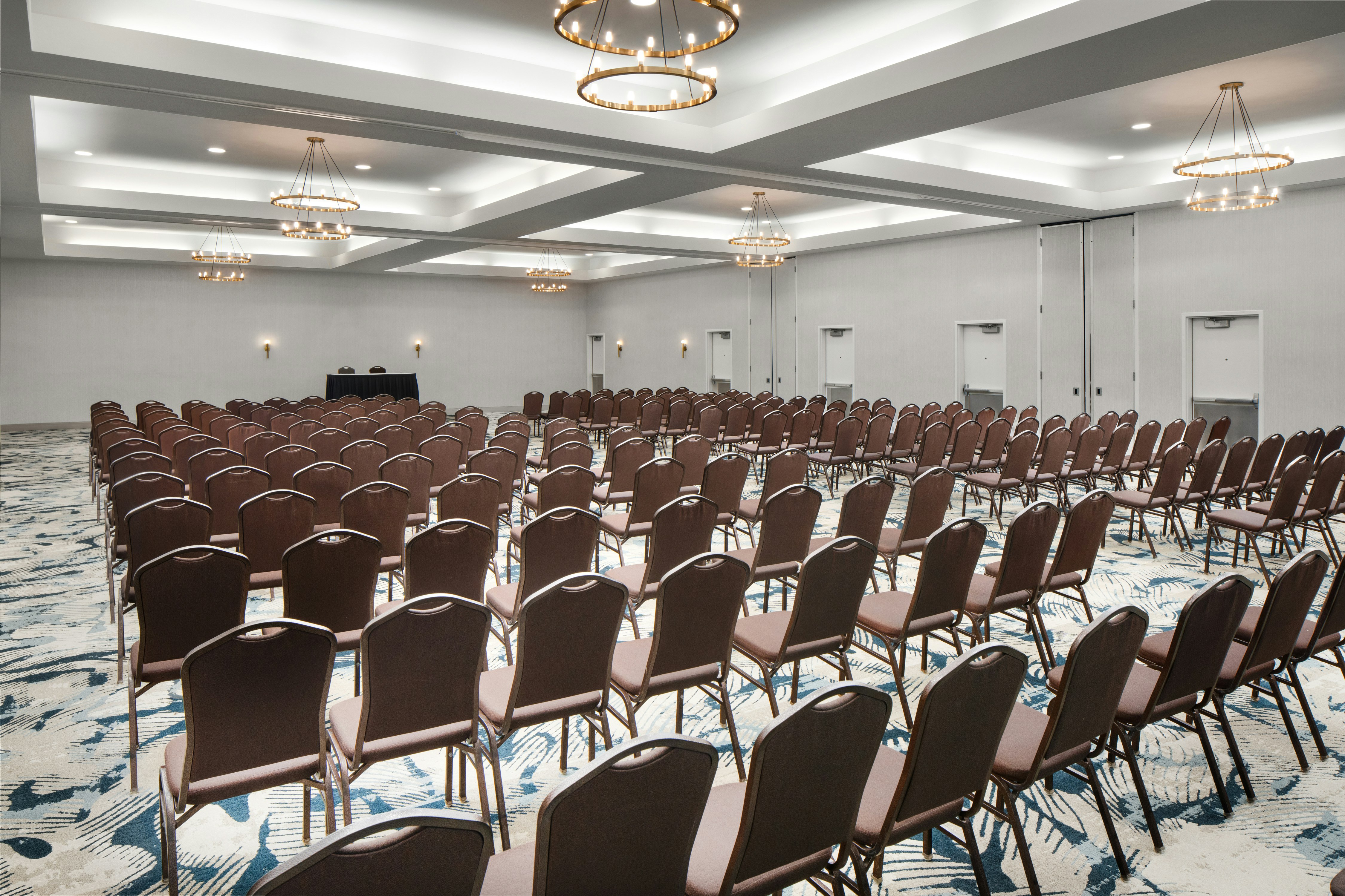 DoubleTree by Hilton Hotel Norfolk Airport