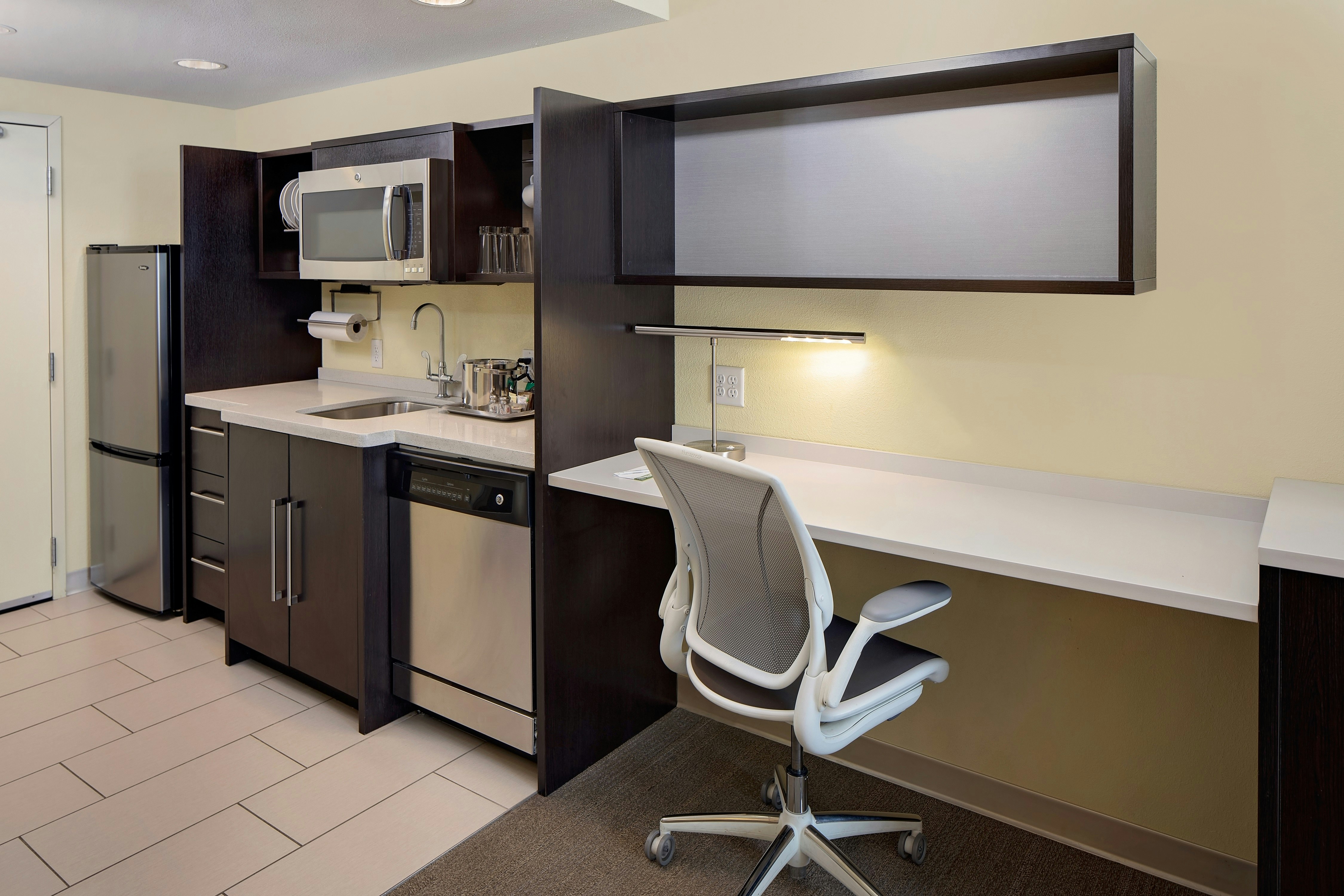 1 KING STUDIO SUITE