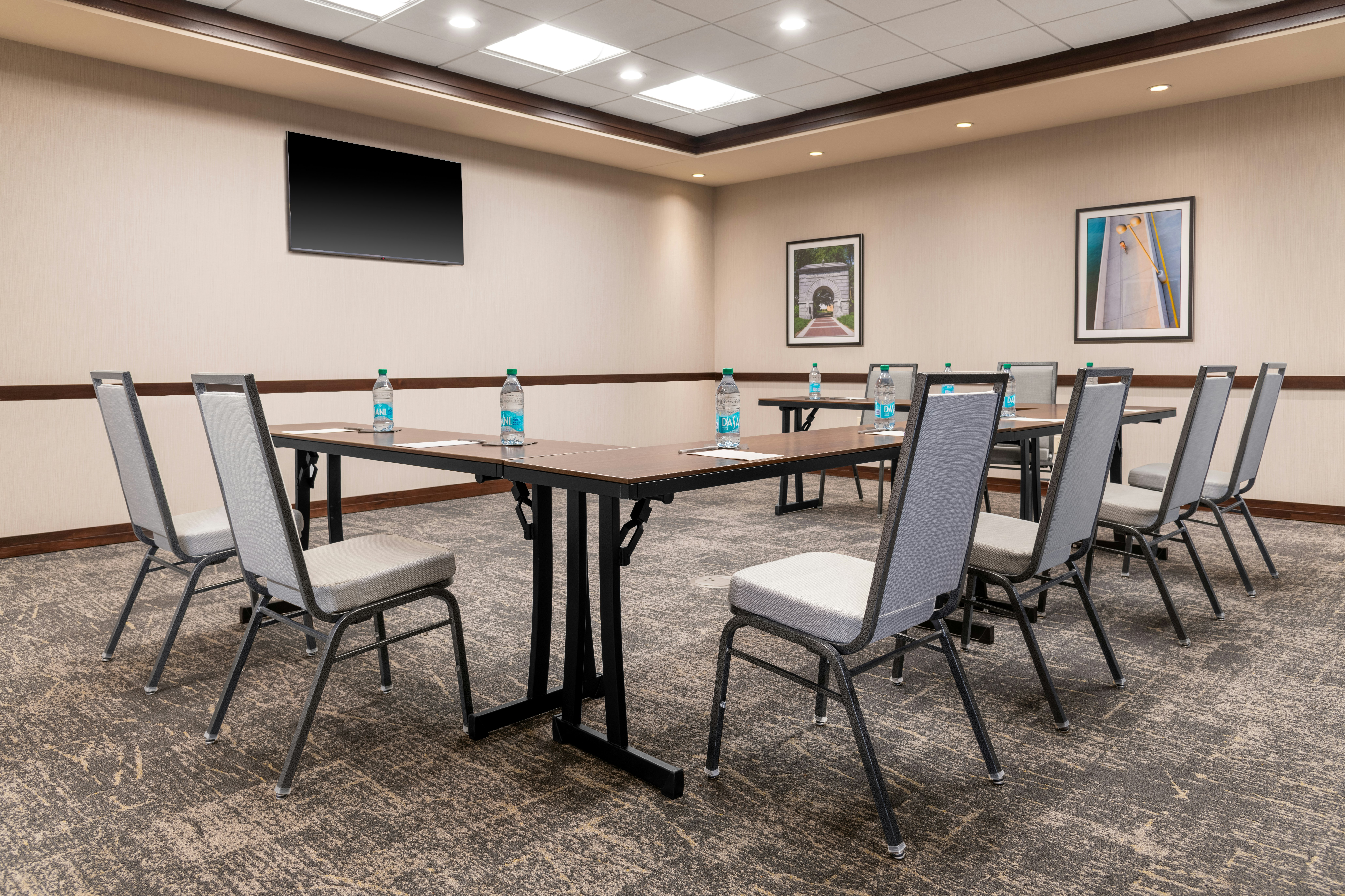 Hampton Inn & Suites Madison/Downtown