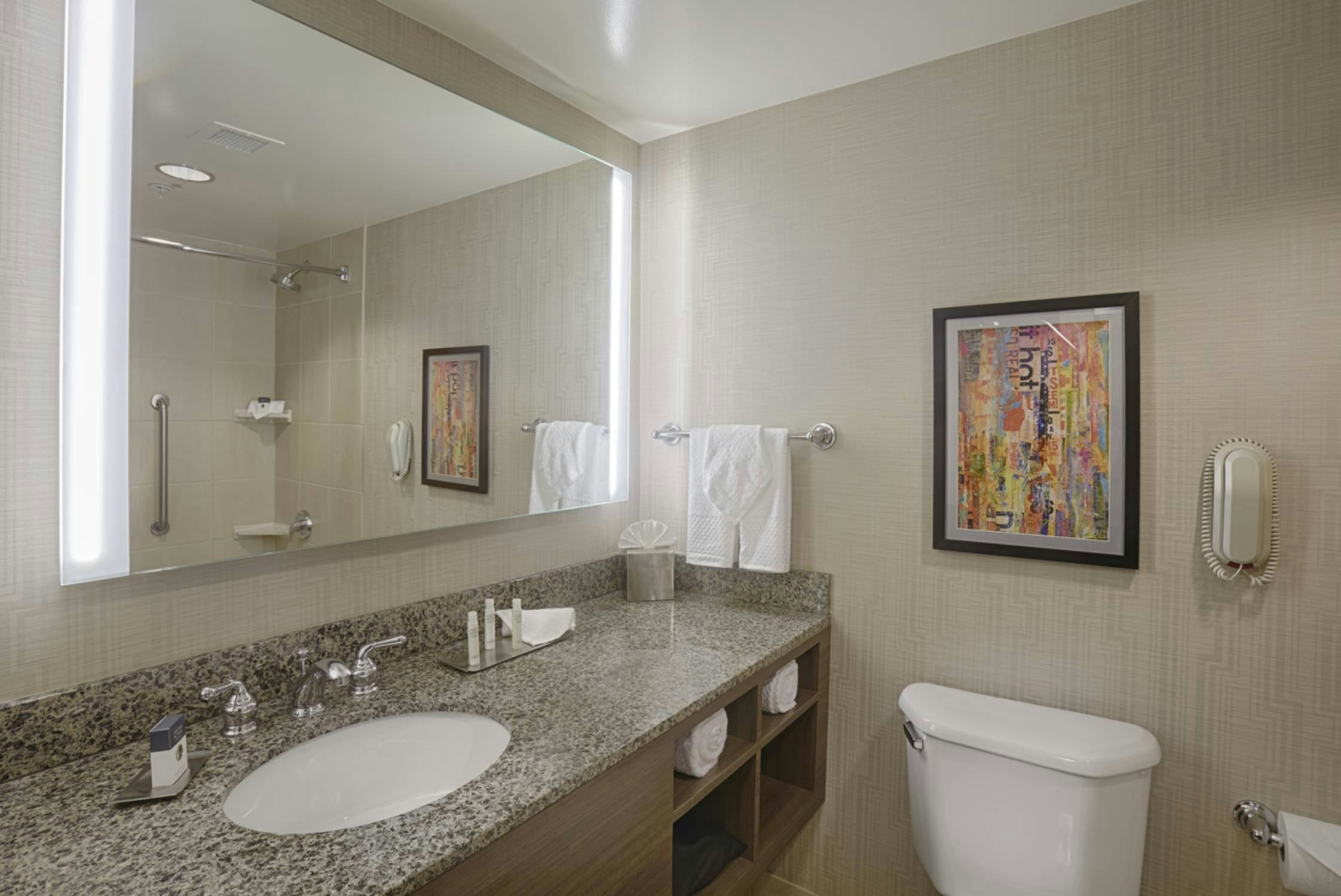 DoubleTree by Hilton San Francisco Airport North Bayfront