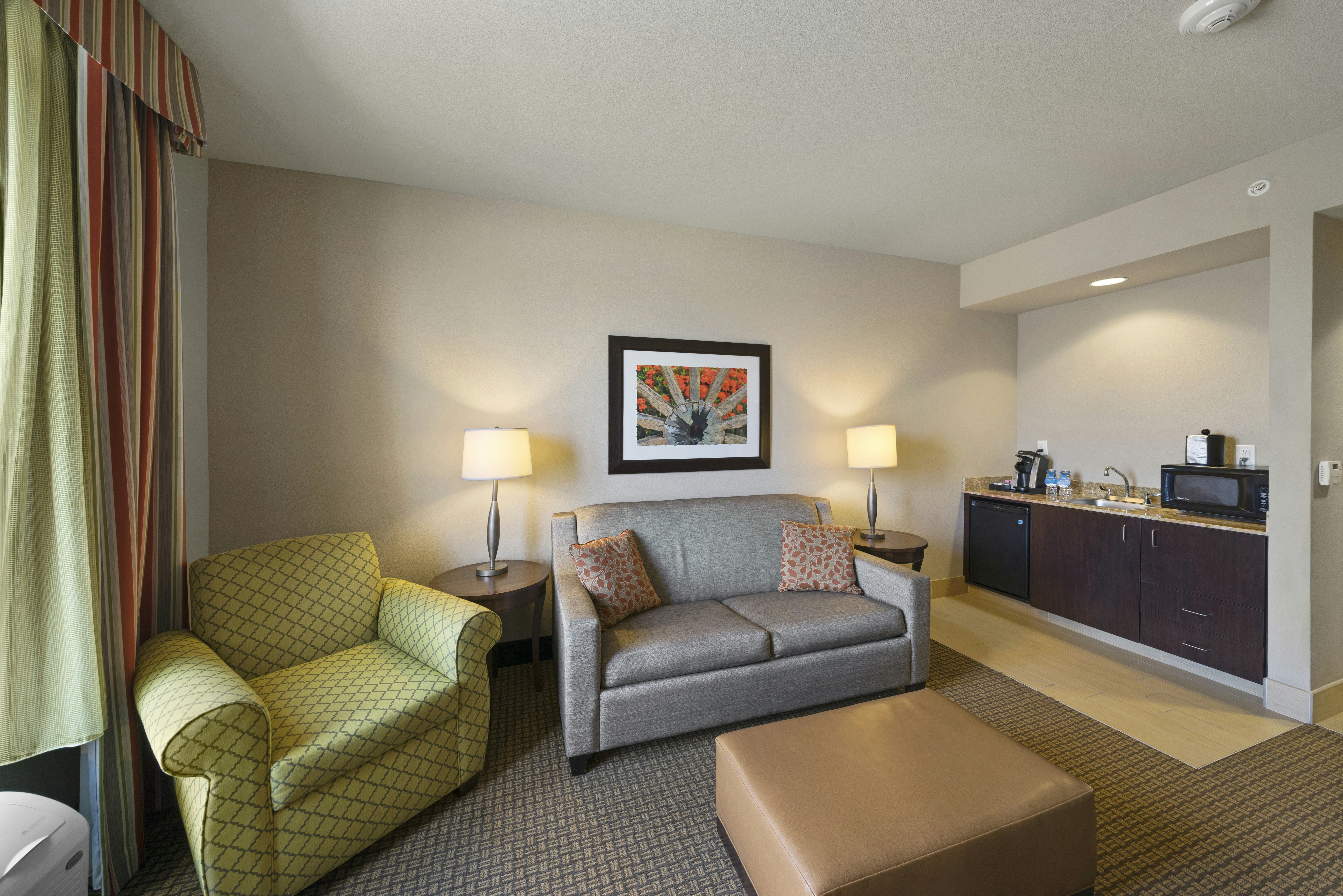 1KNG1BDRM MOB/HR ACC RISHW