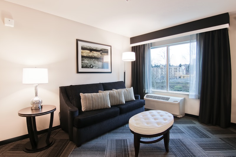 Hampton Inn & Suites Bellevue Downtown-Seattle