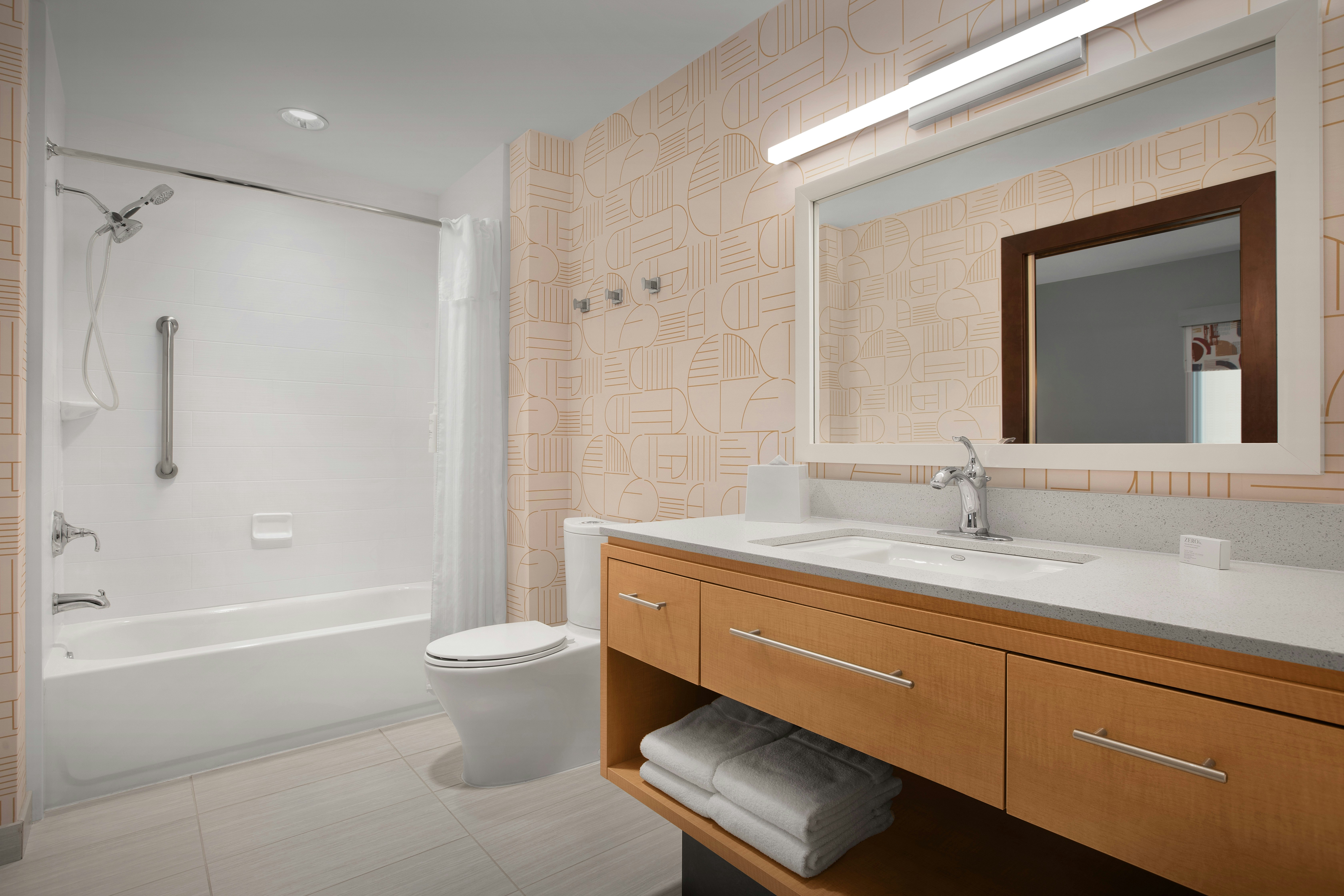 1 KING 1BDRM SUITE NONSMOK