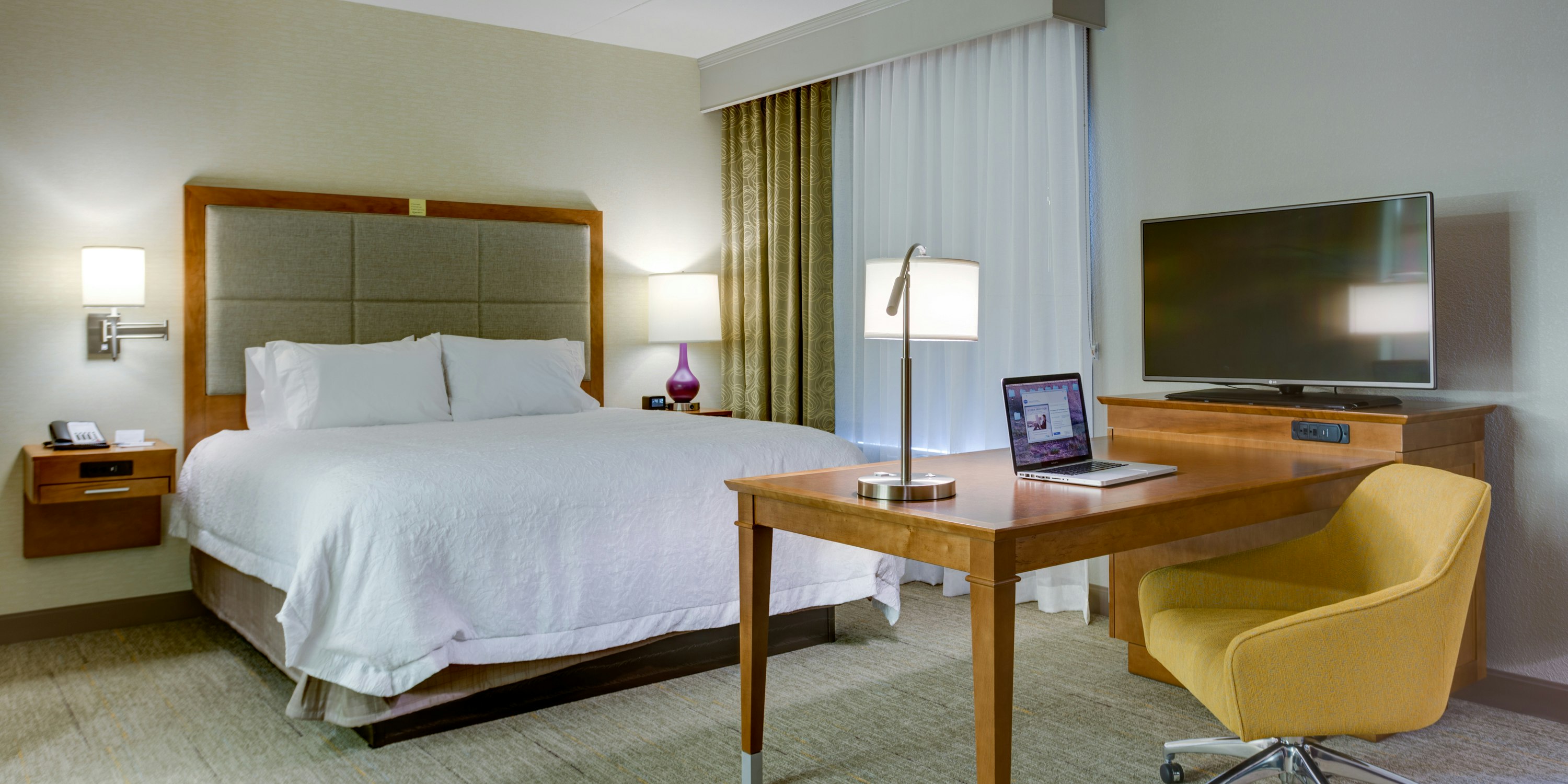Hampton Inn & Suites Knoxville Papermill Drive
