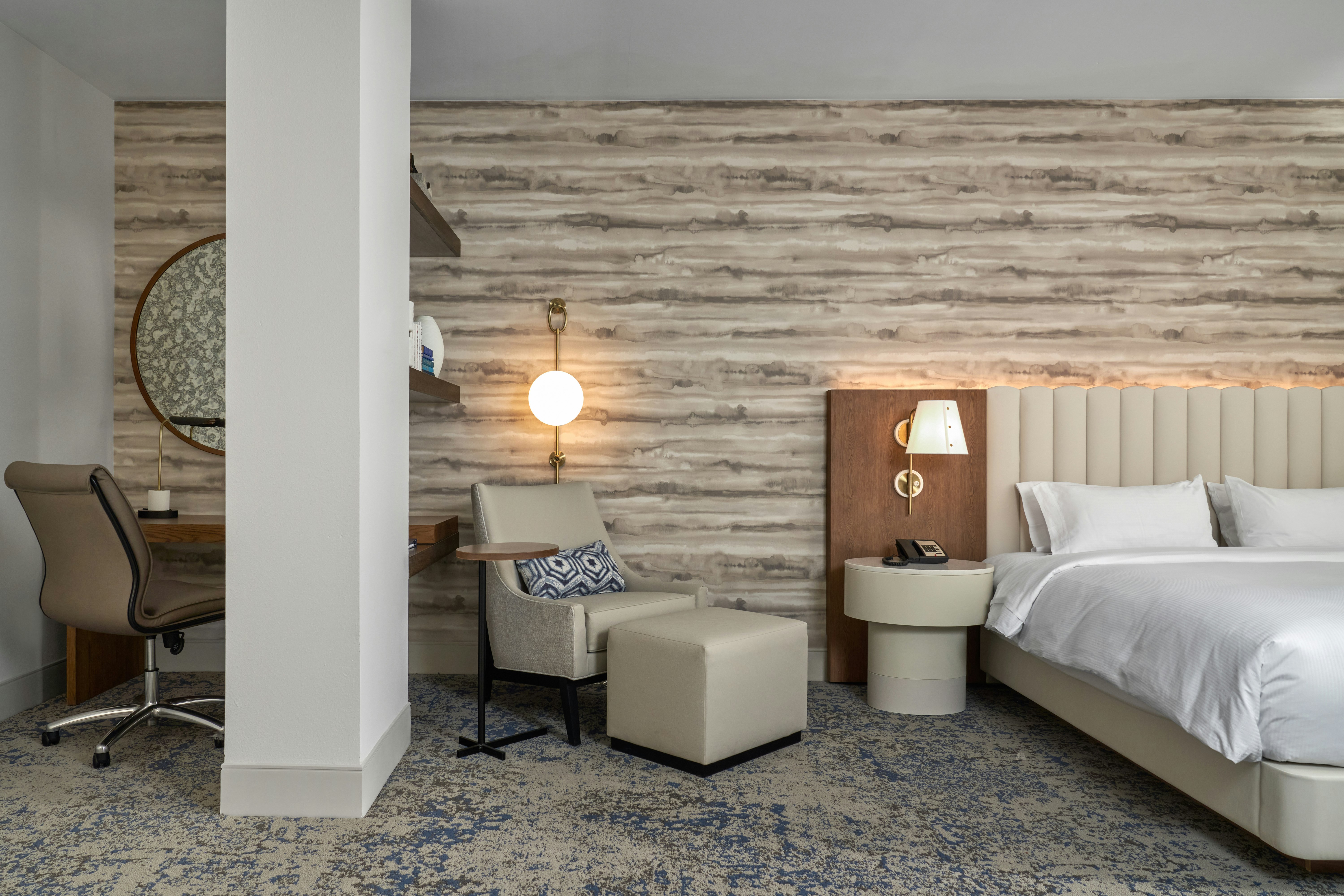 DoubleTree by Hilton Dallas – Love Field