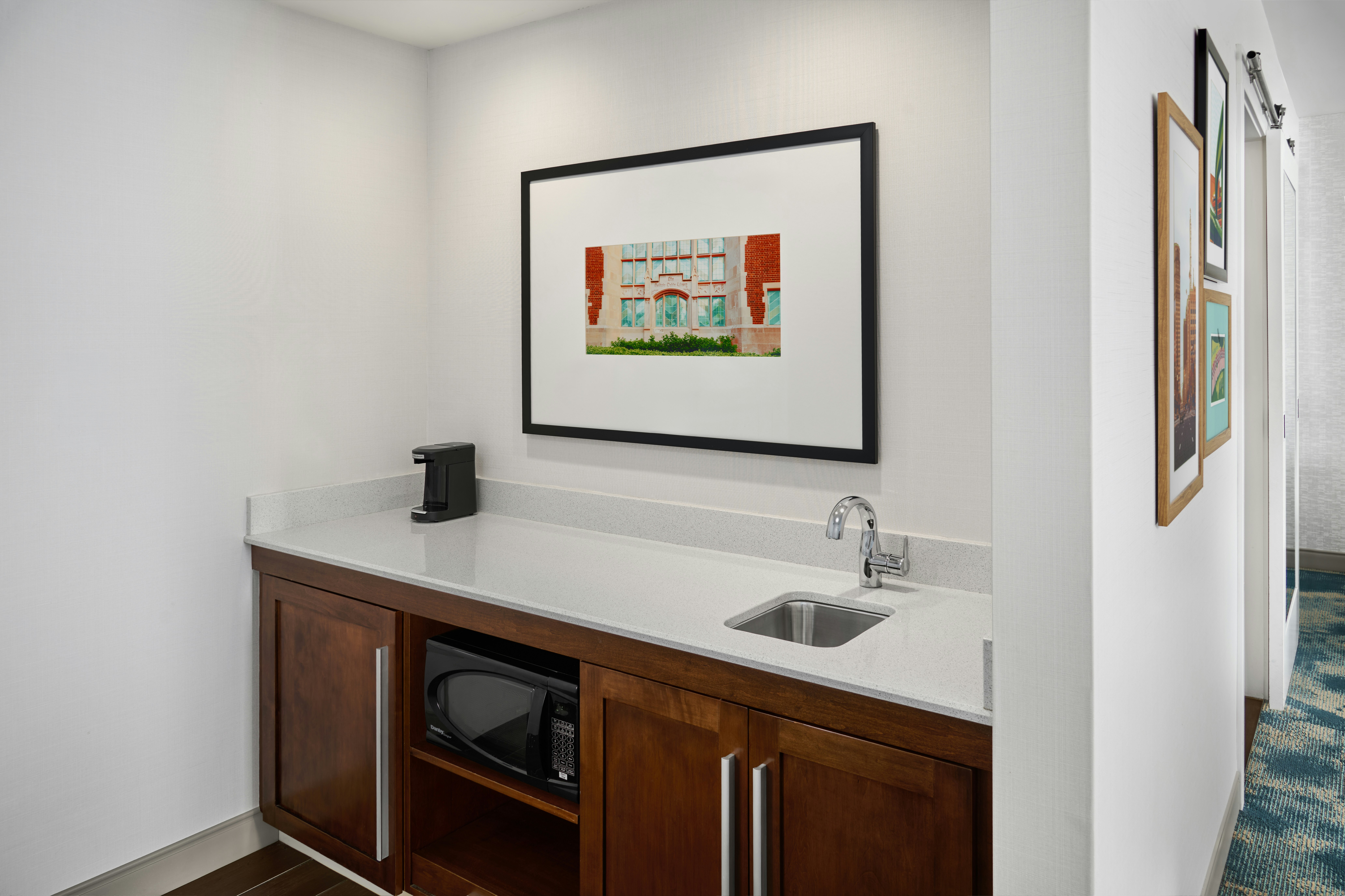 Hampton Inn & Suites Detroit/Troy
