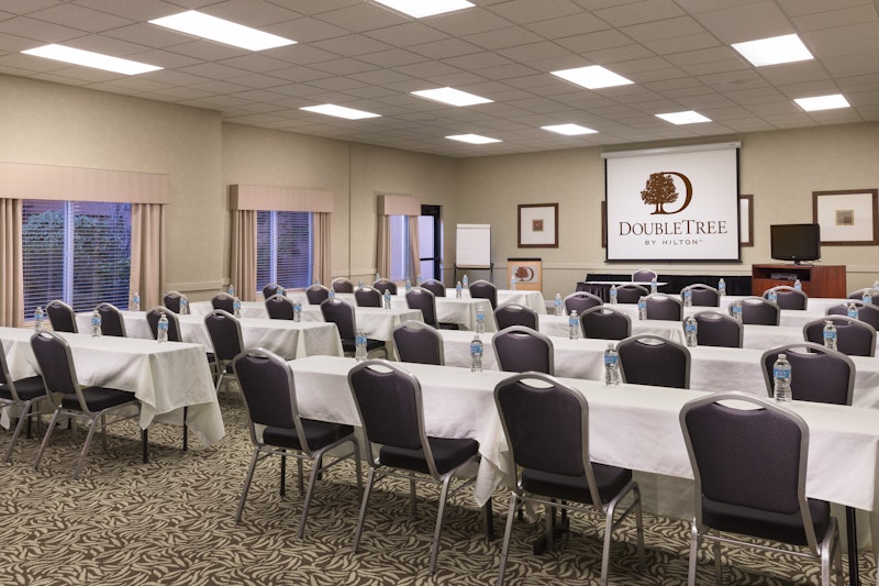 DoubleTree by Hilton Portland – Tigard