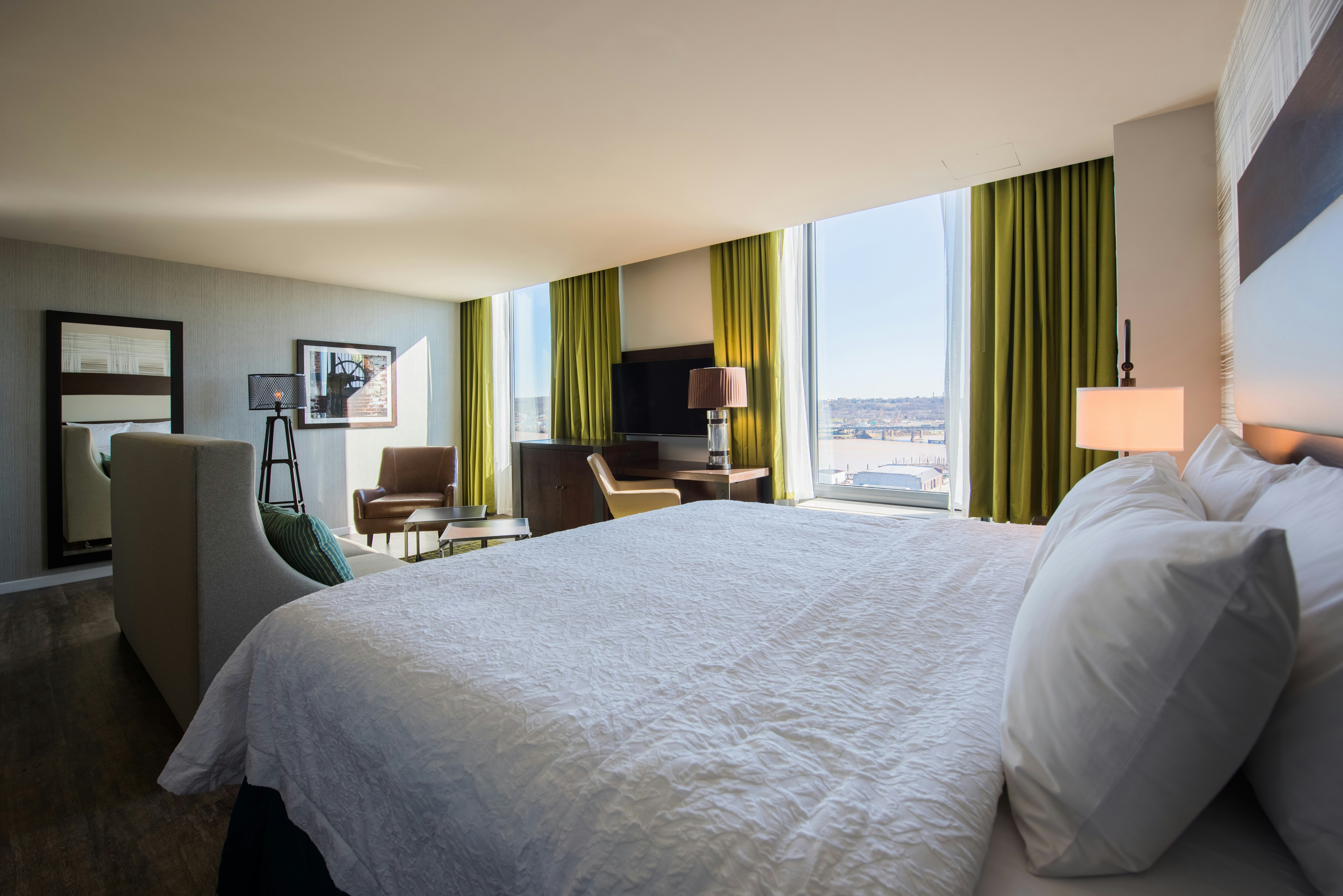 Hampton Inn & Suites Washington D.C./Navy Yard Area