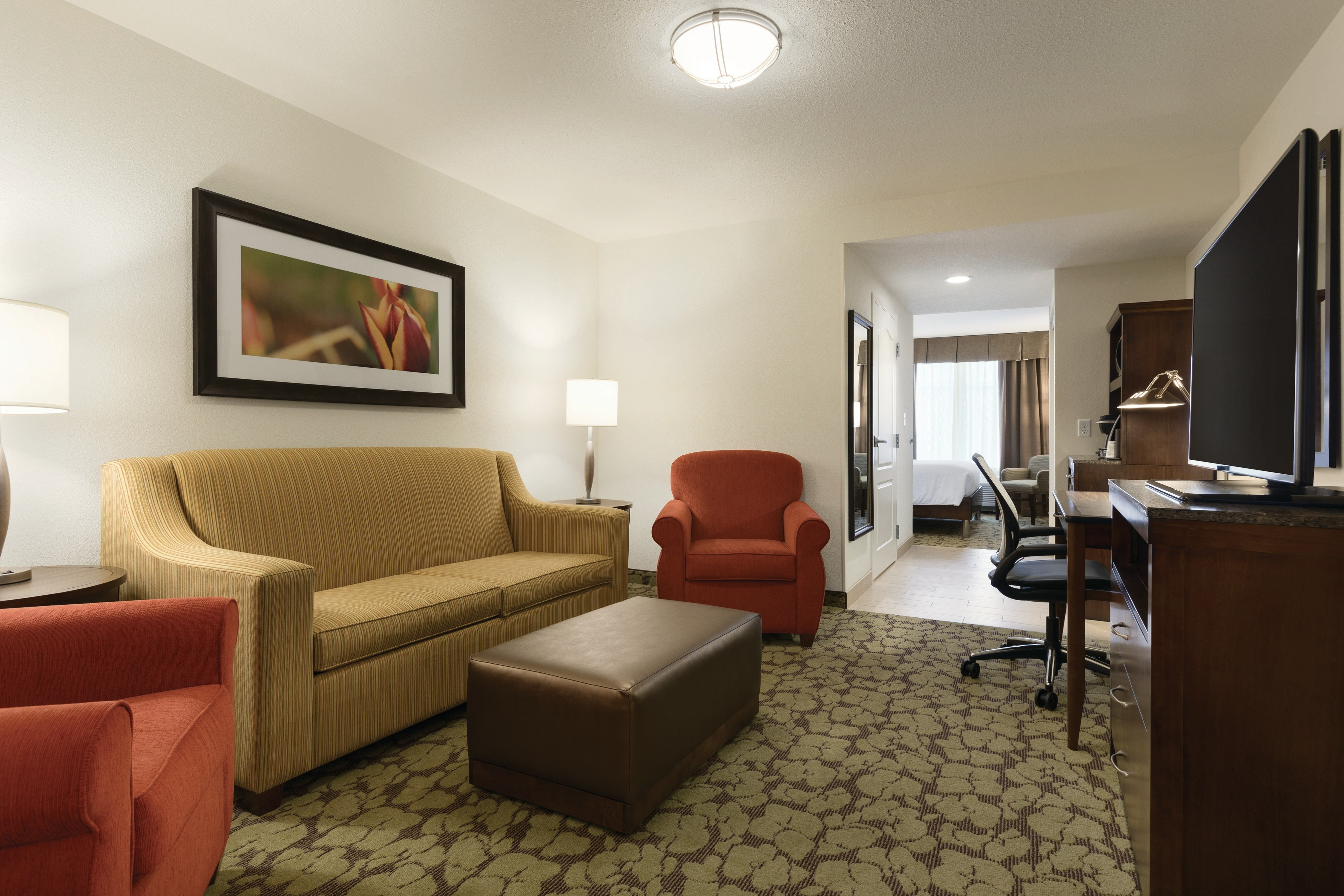 1 KING BED JUNIOR SUITE