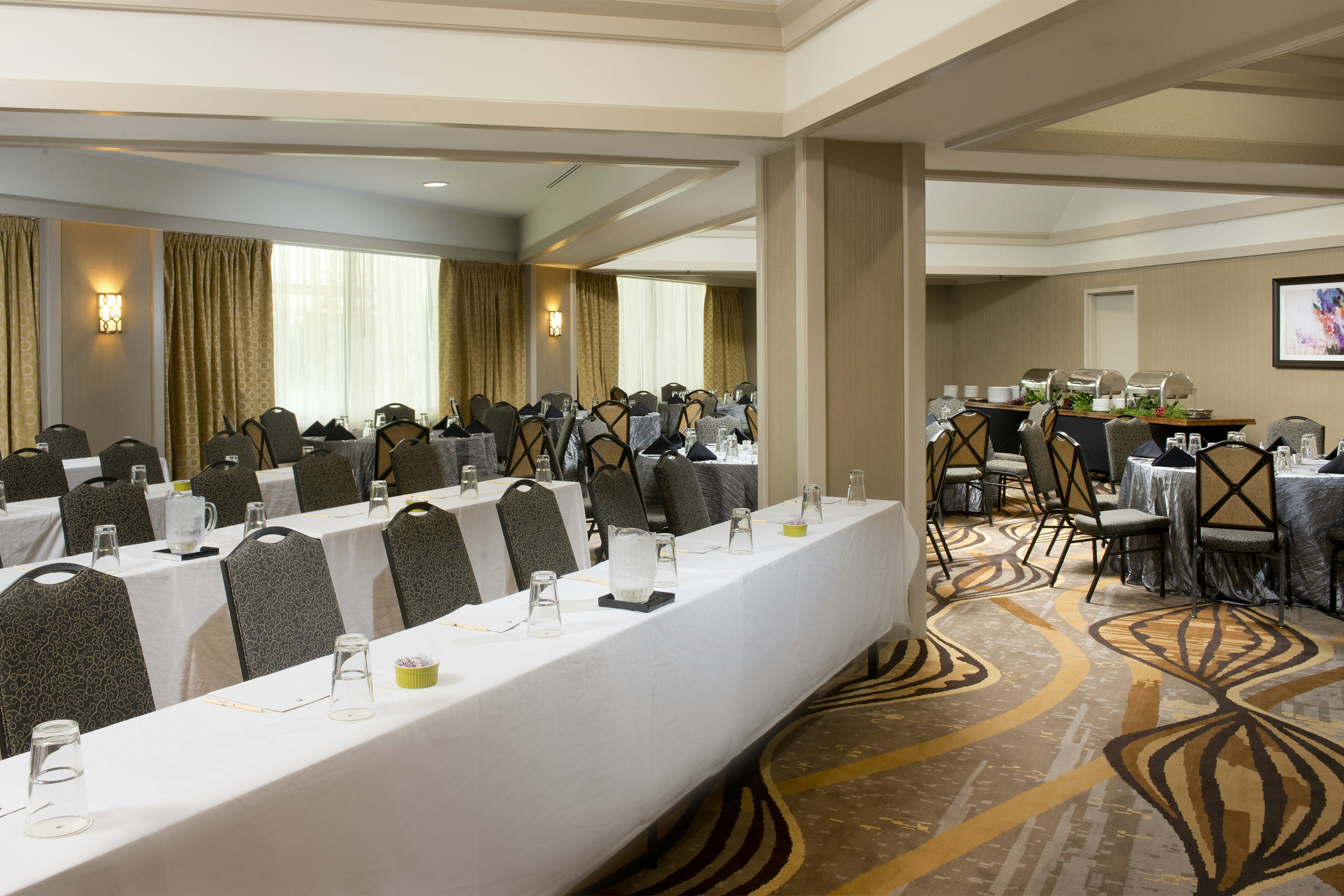 DoubleTree by Hilton Lafayette