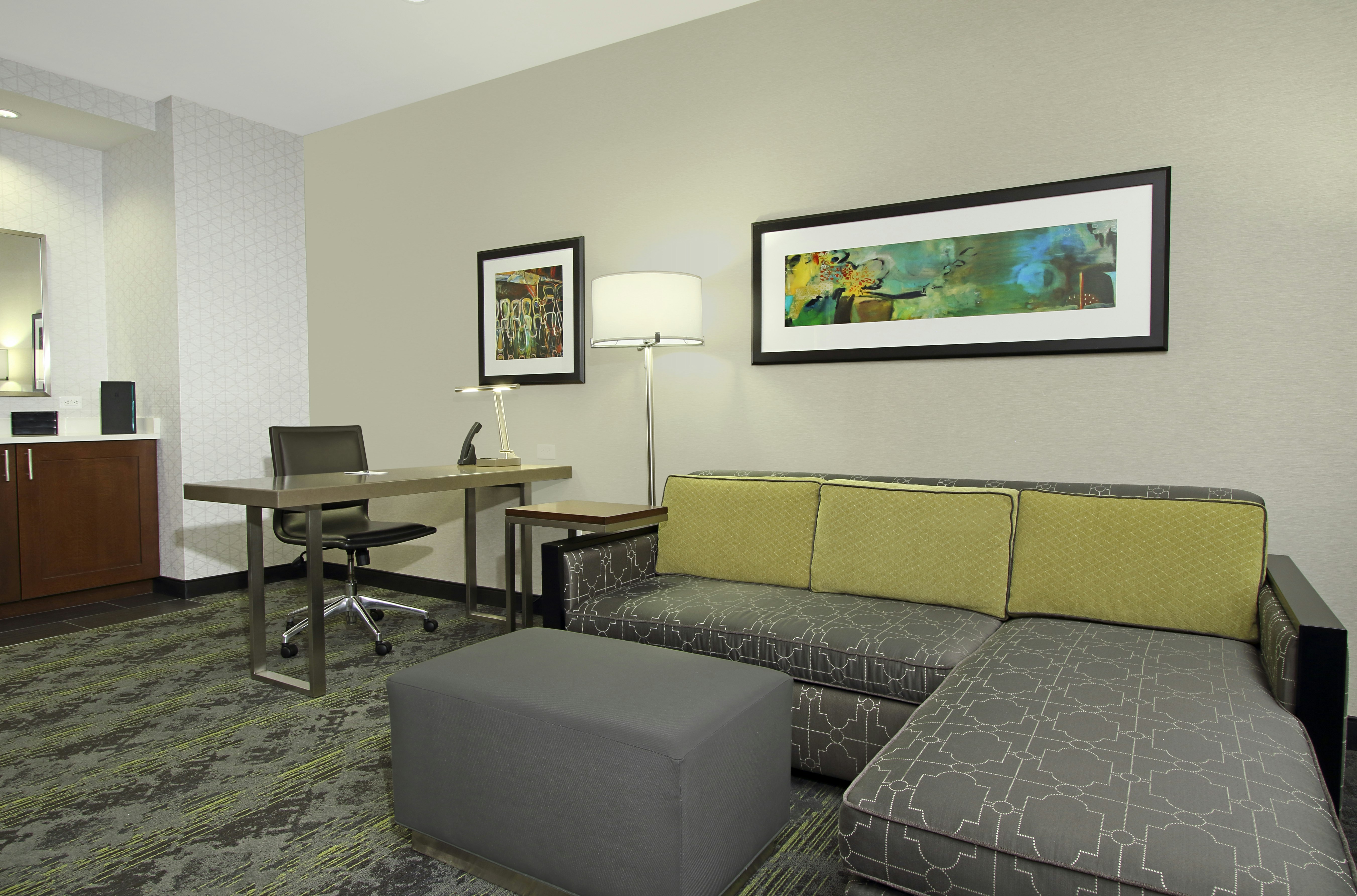 1 KING BED 2 ROOM SUITE