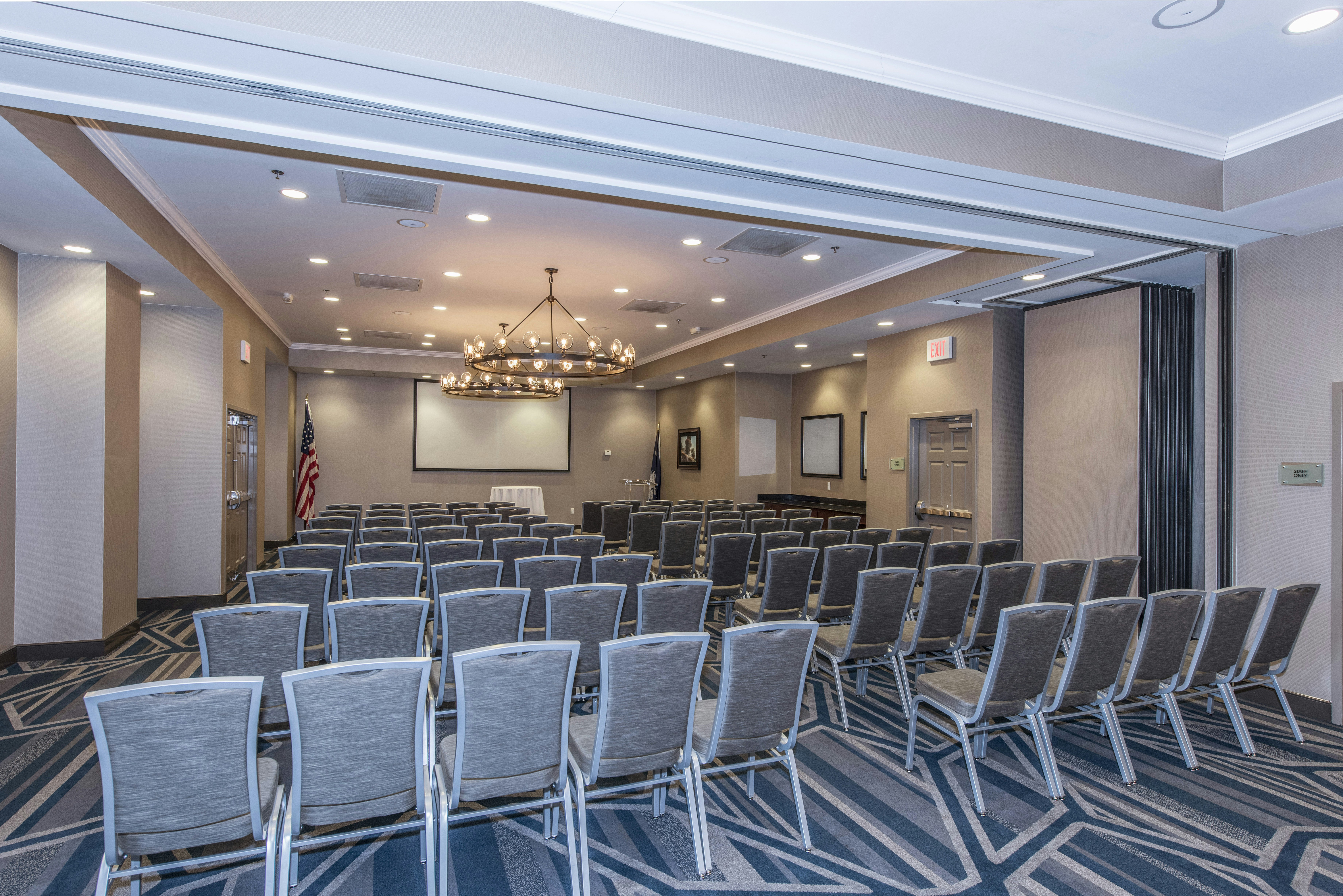 DoubleTree by Hilton North Charleston Convention Center