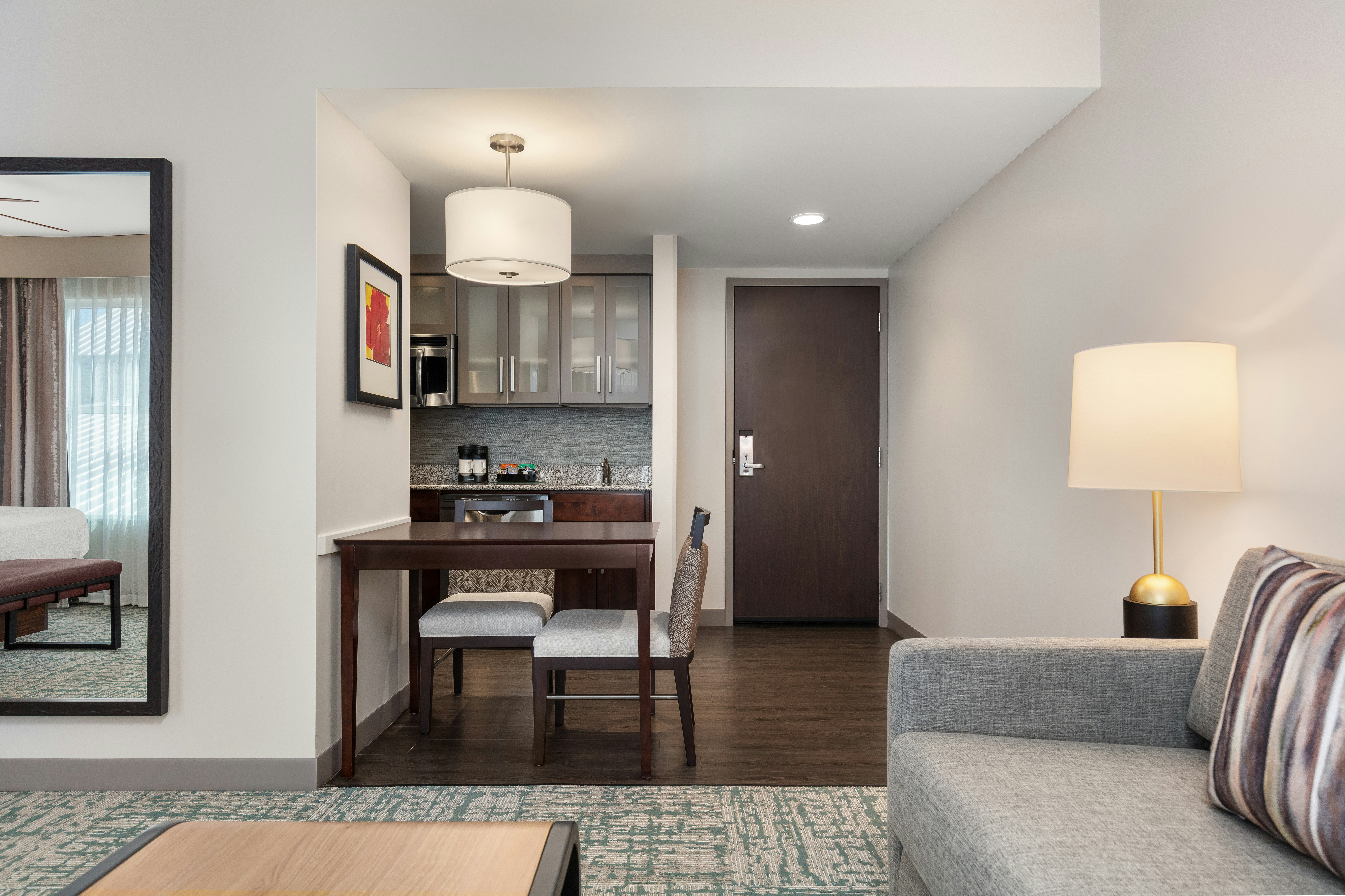 Homewood Suites by Hilton TechRidge Parmer @ I-35