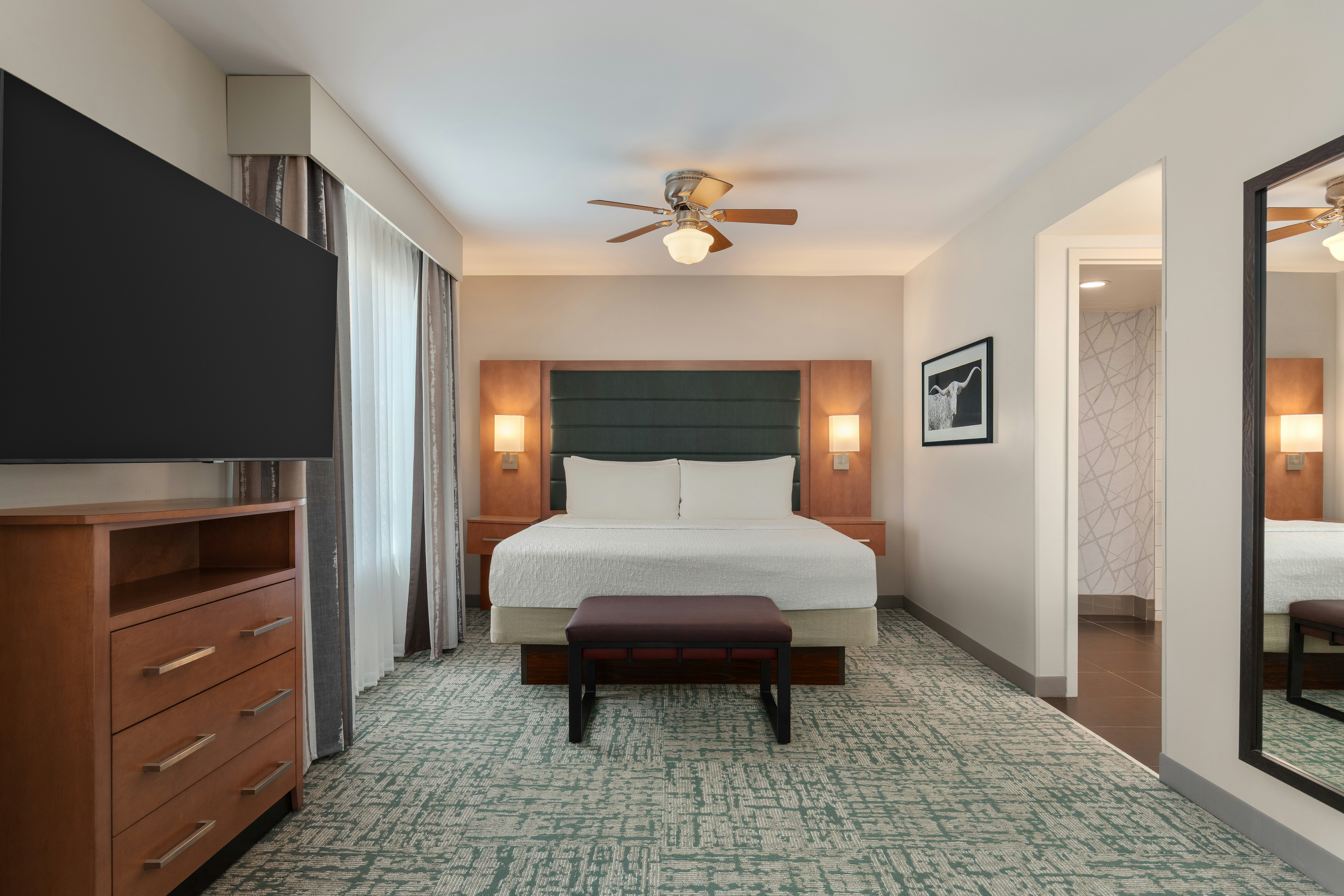 Homewood Suites by Hilton TechRidge Parmer @ I-35