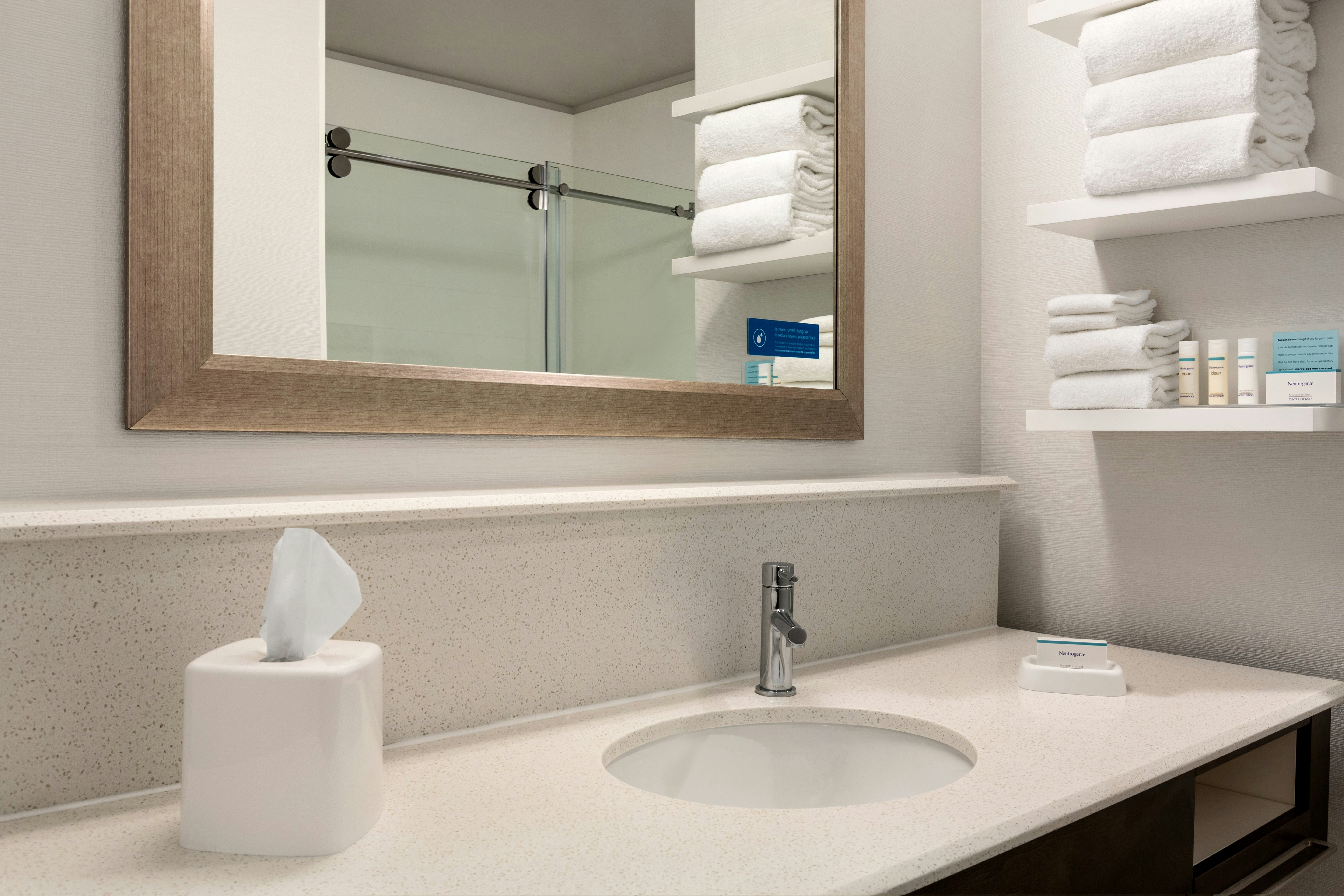 Hampton Inn & Suites Minooka