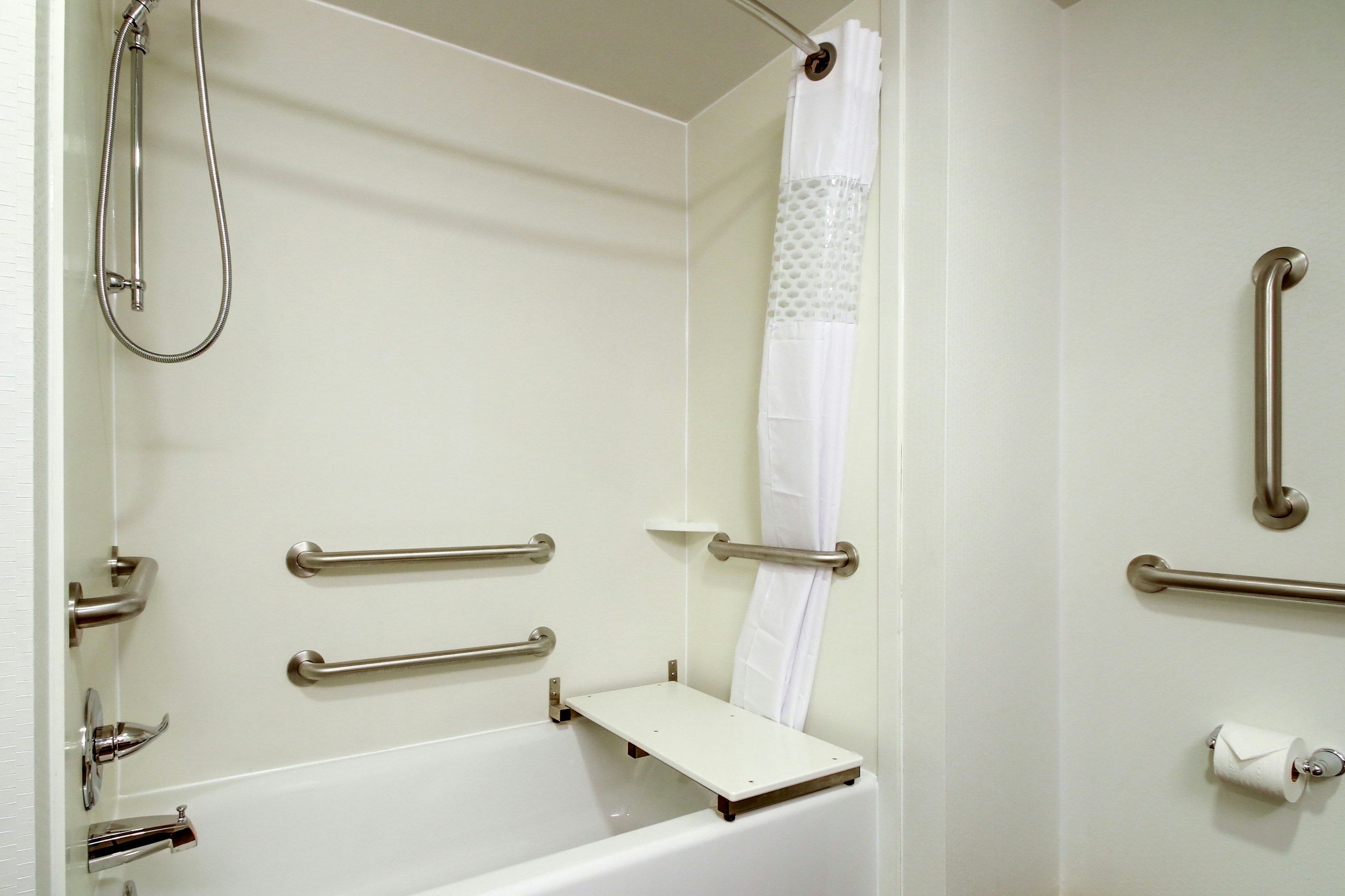 1 KN ACC TUB STUDIO NOSMOK