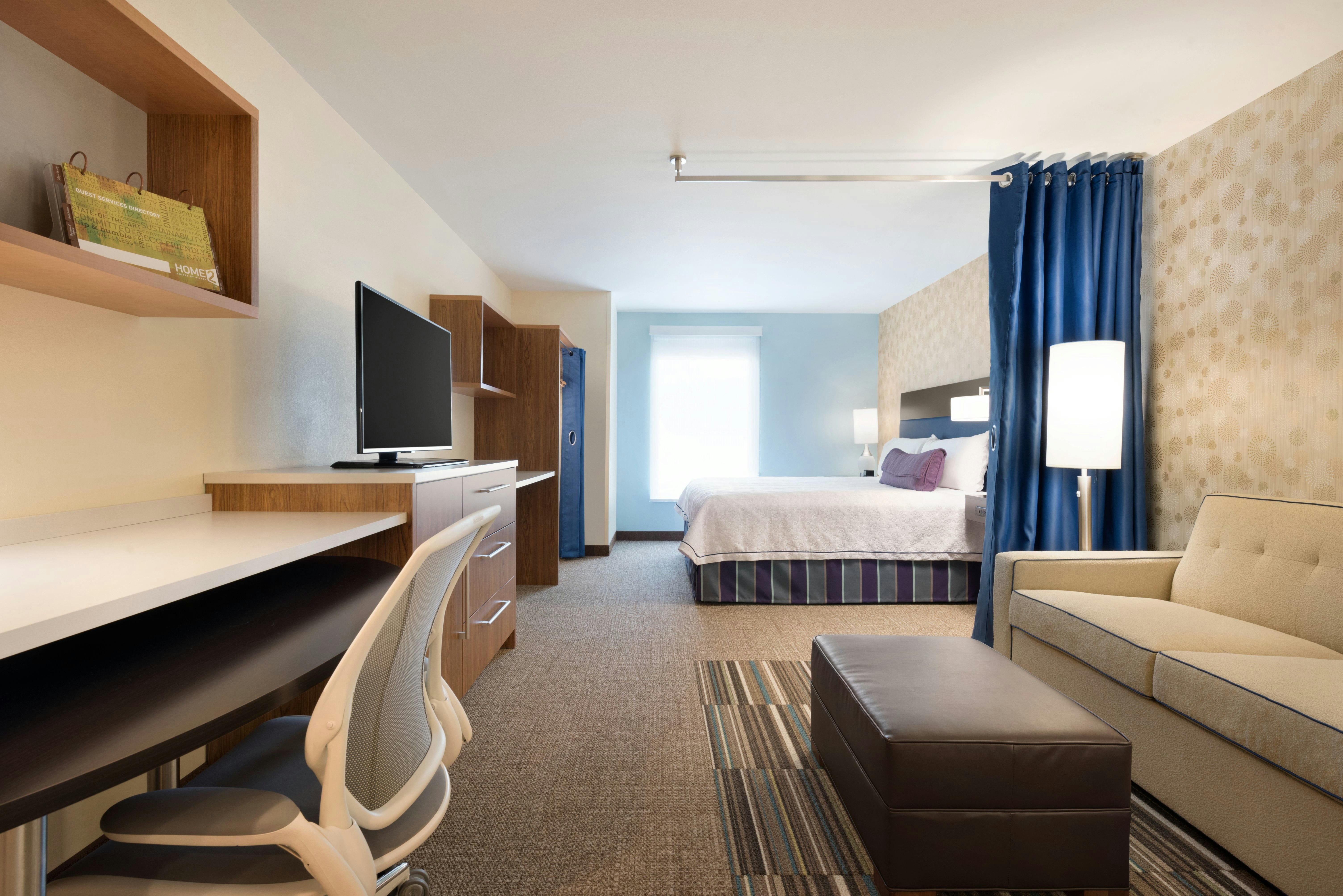 Home2 Suites by Hilton – Milwaukee Airport