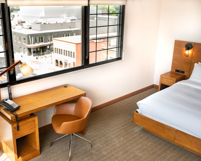 The Lismore Hotel Eau Claire – a DoubleTree by Hilton