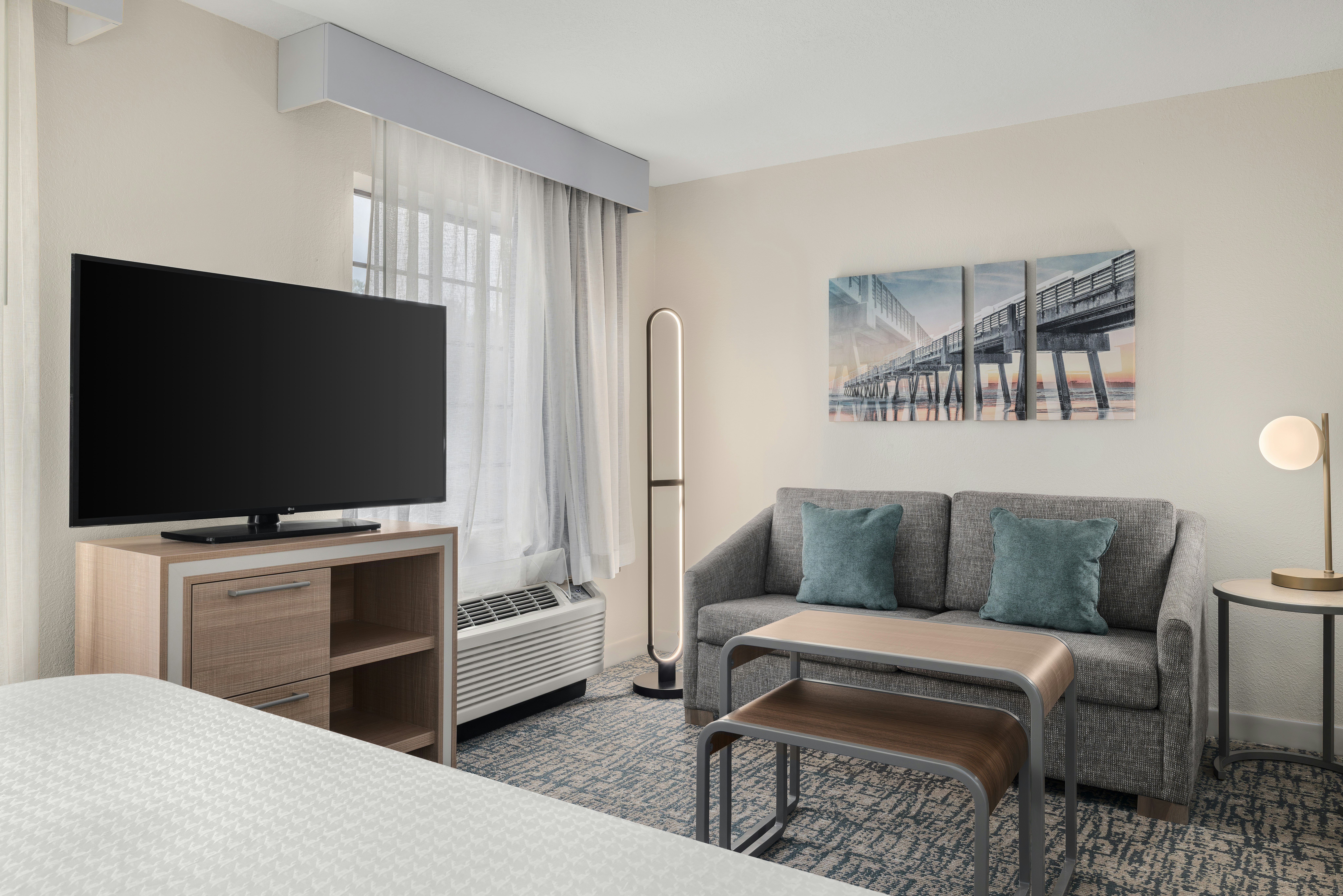 Homewood Suites Jacksonville Deerwood Park