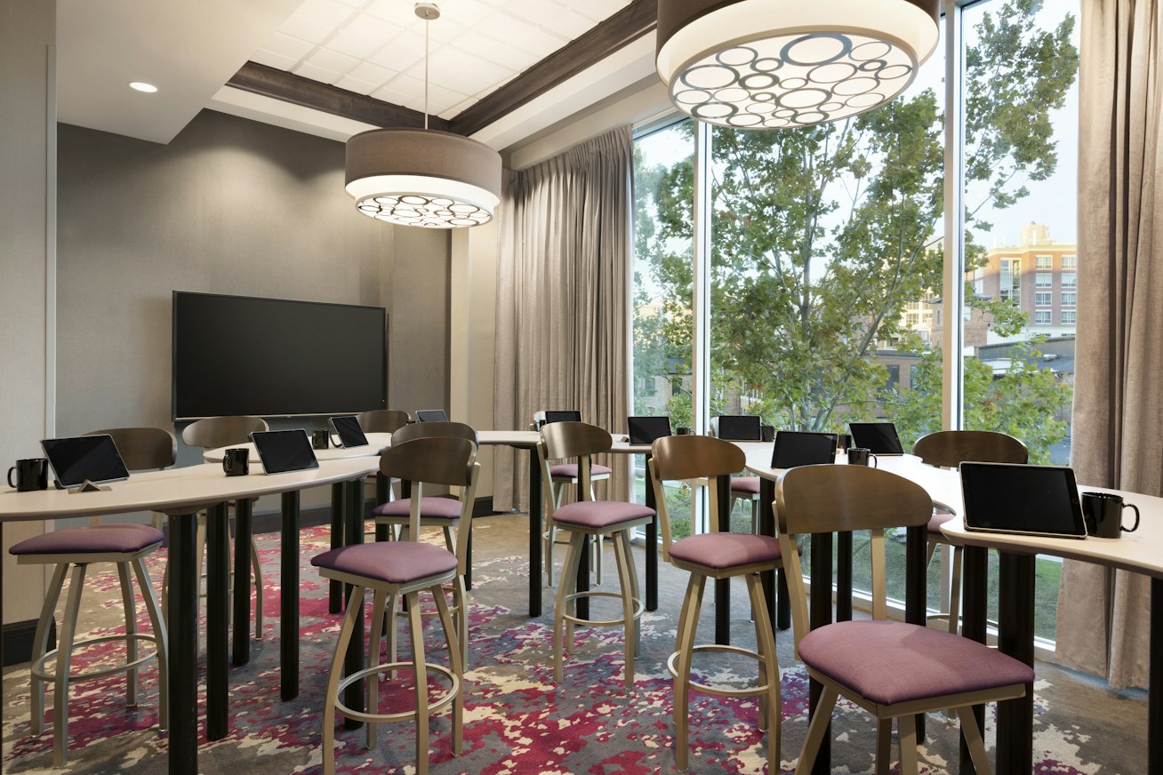 Embassy Suites by Hilton Greenville Downtown Riverplace