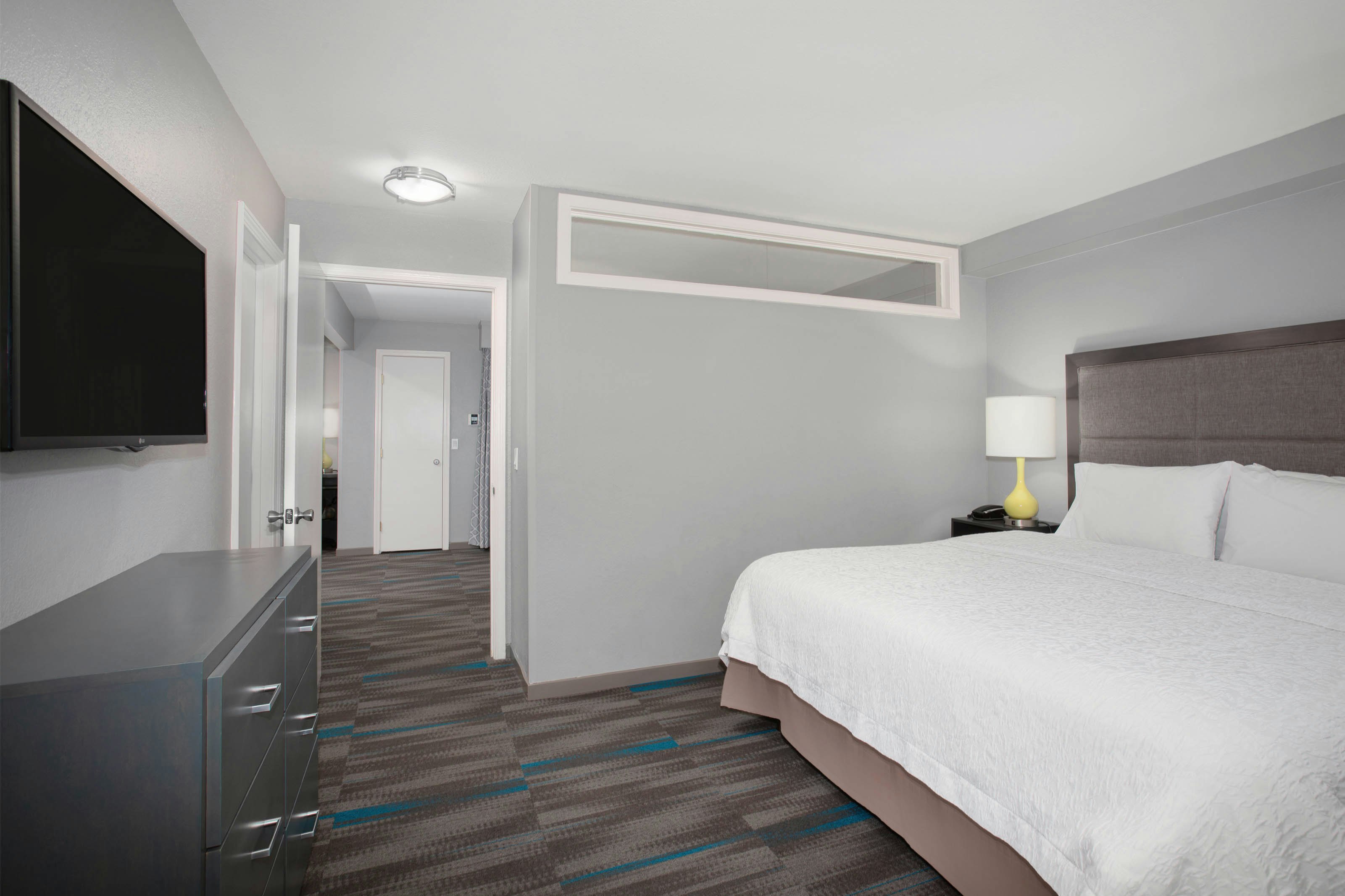 Hampton Inn Monterey