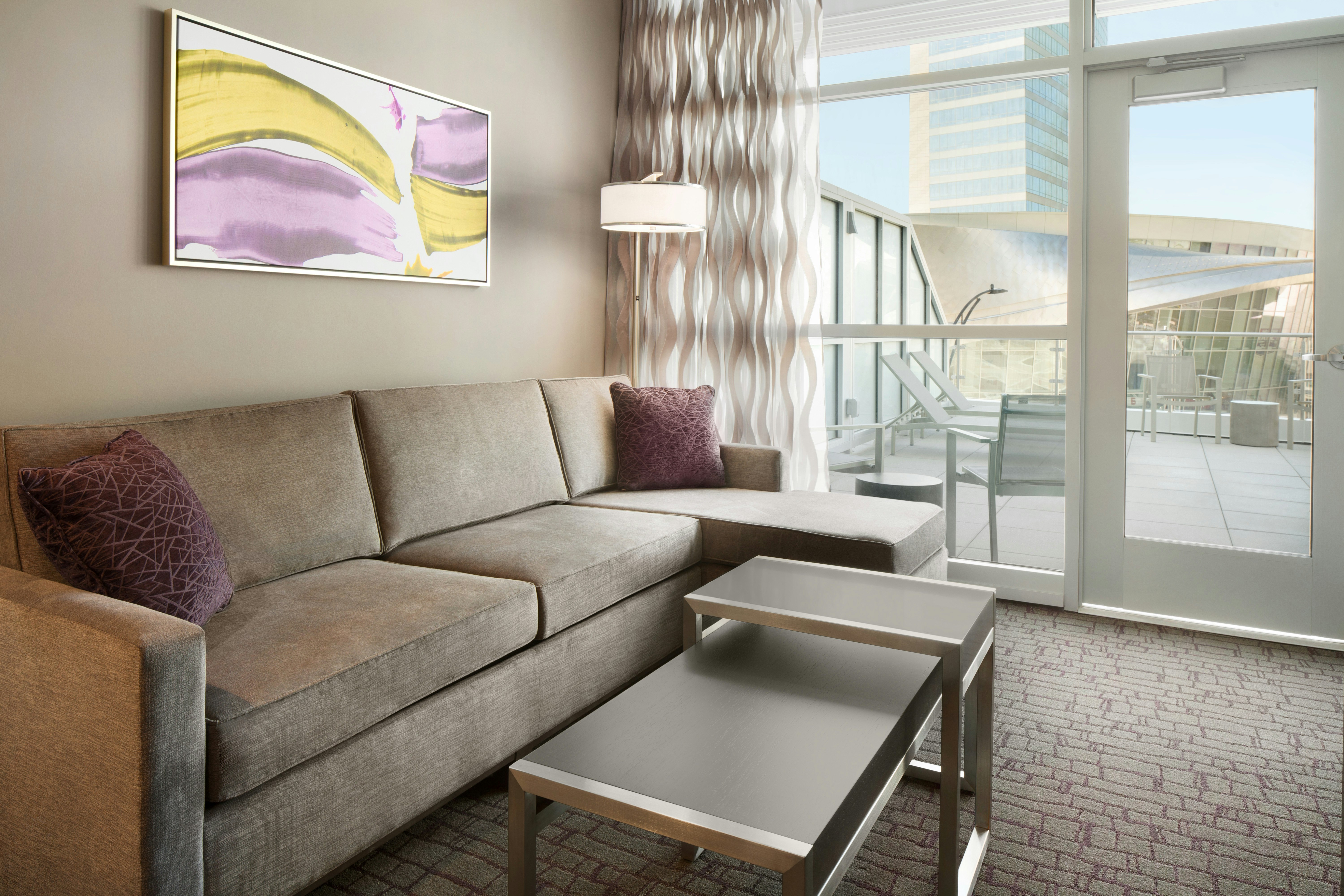 1 KING STUDIO SUITE TERRAC