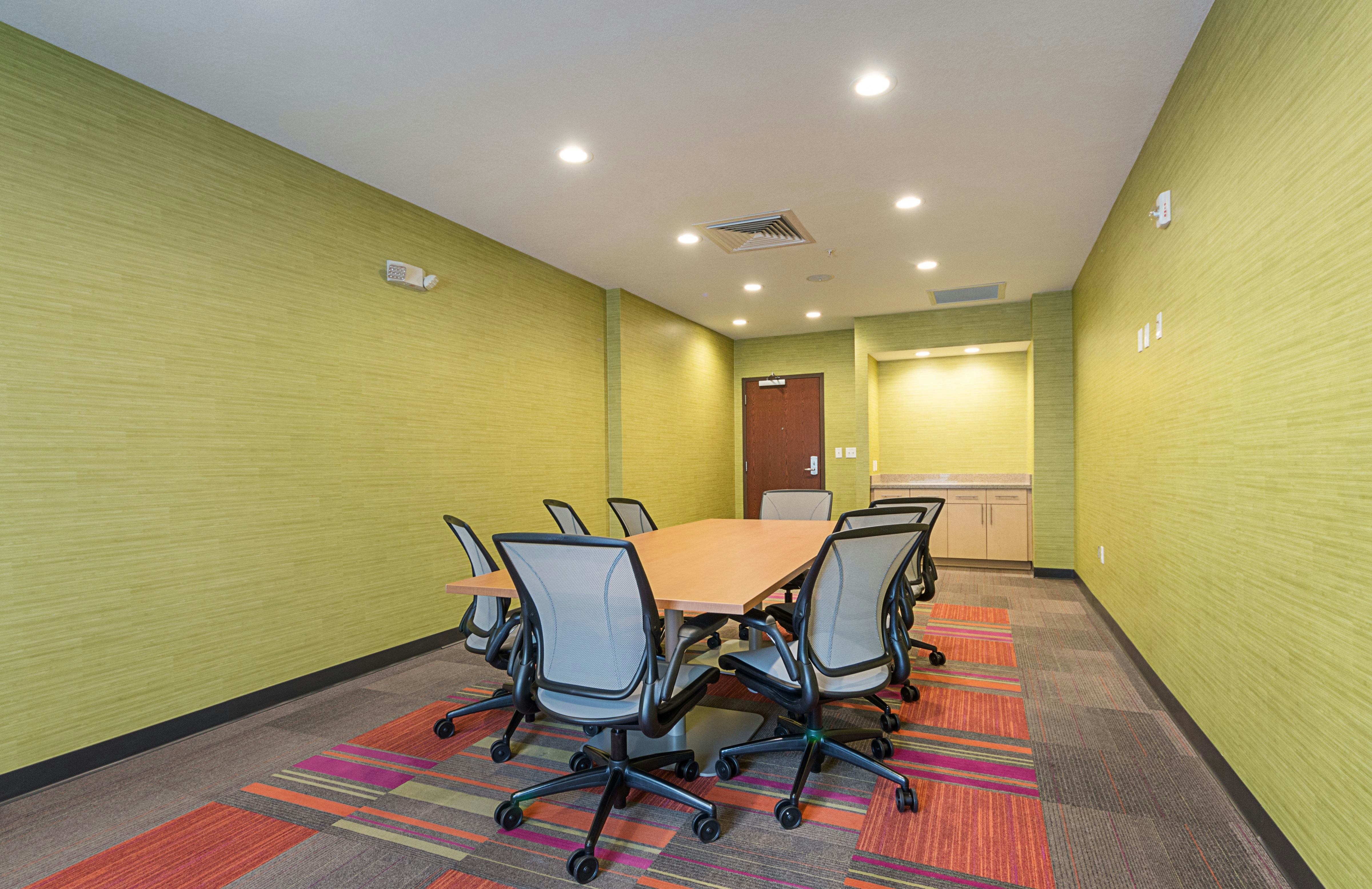 Home 2 Suites by Hilton – Yukon