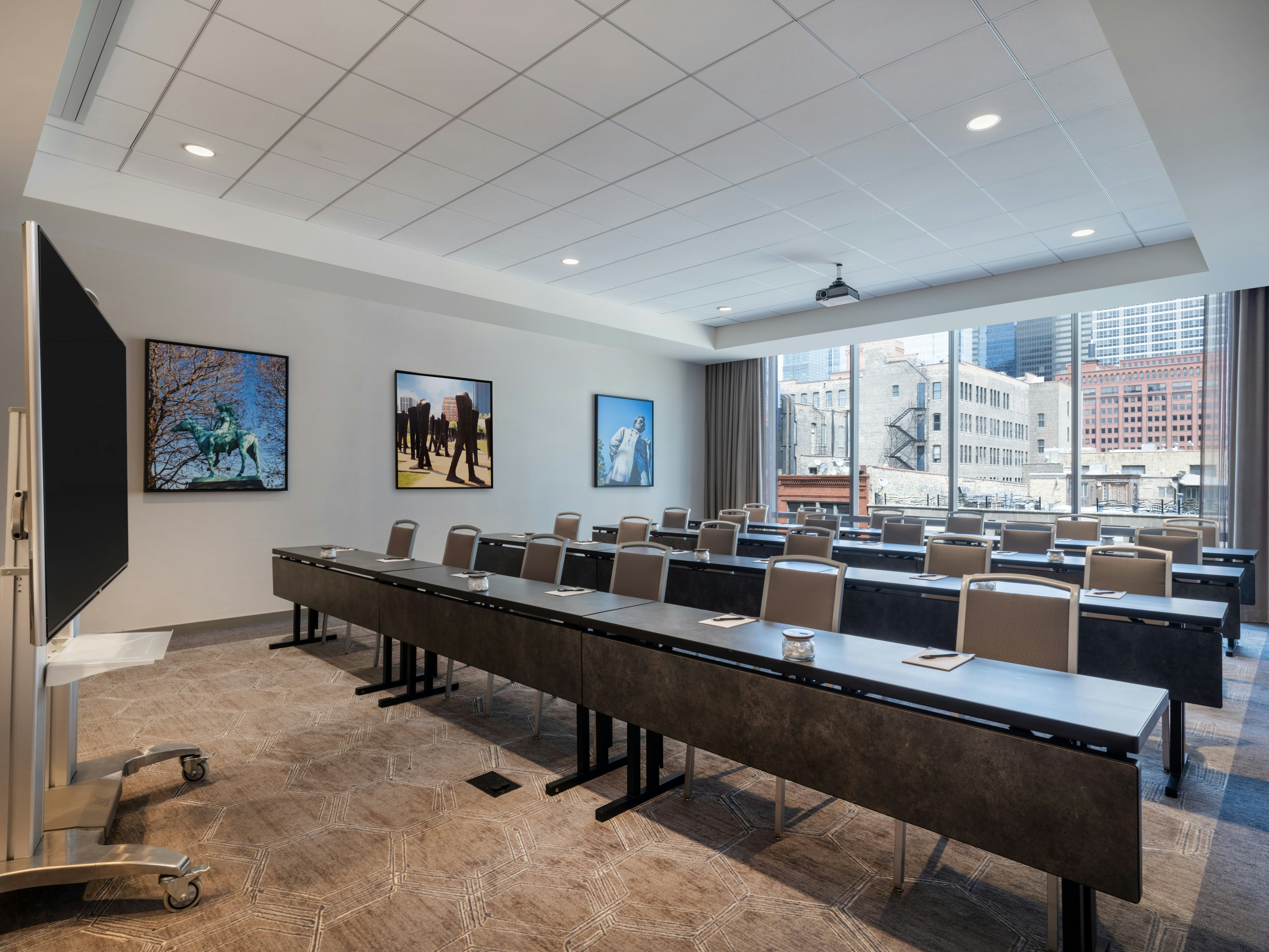 Homewood Suites by Hilton Chicago West Loop Fulton Market Area