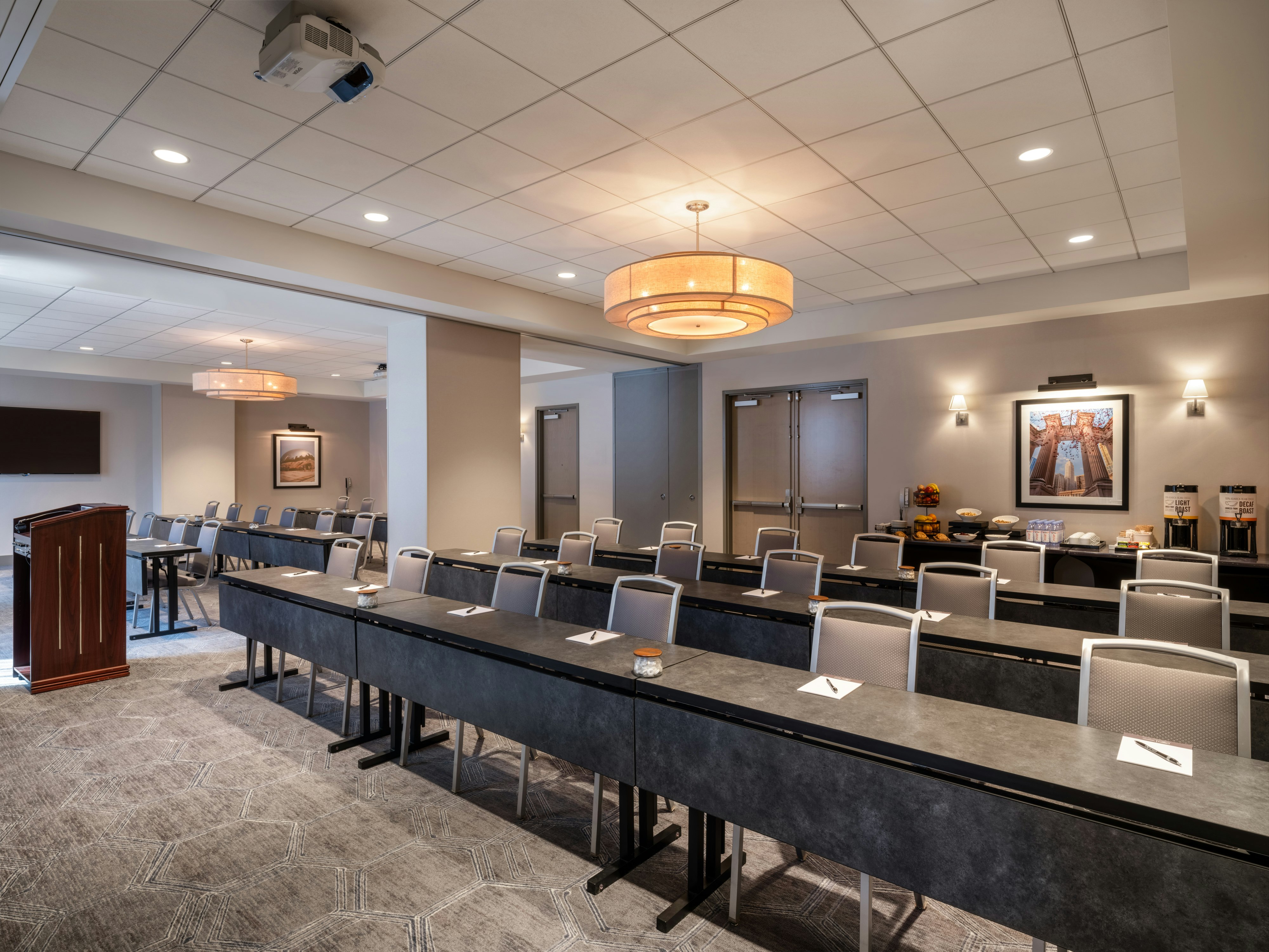 Homewood Suites by Hilton Chicago West Loop Fulton Market Area
