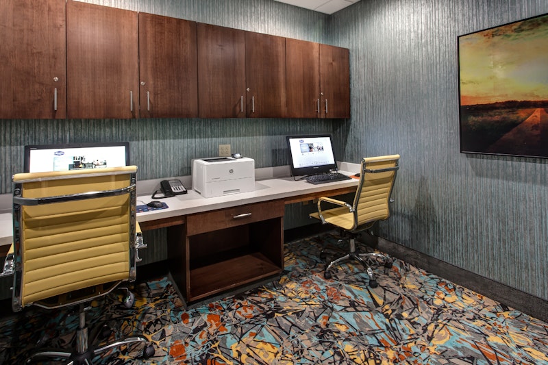 Hampton Inn & Suites Wichita/Airport