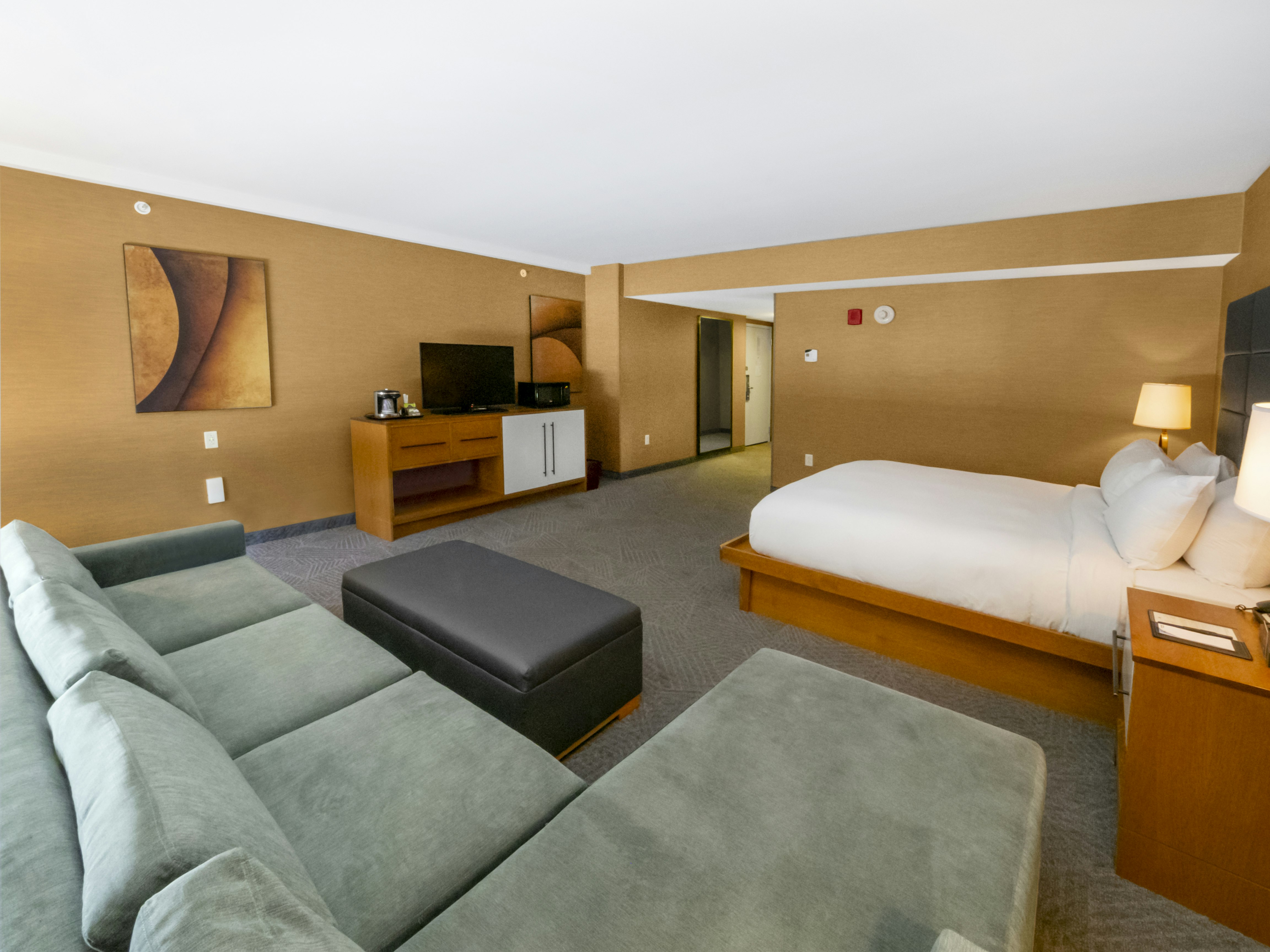 DoubleTree by Hilton Niagara Falls