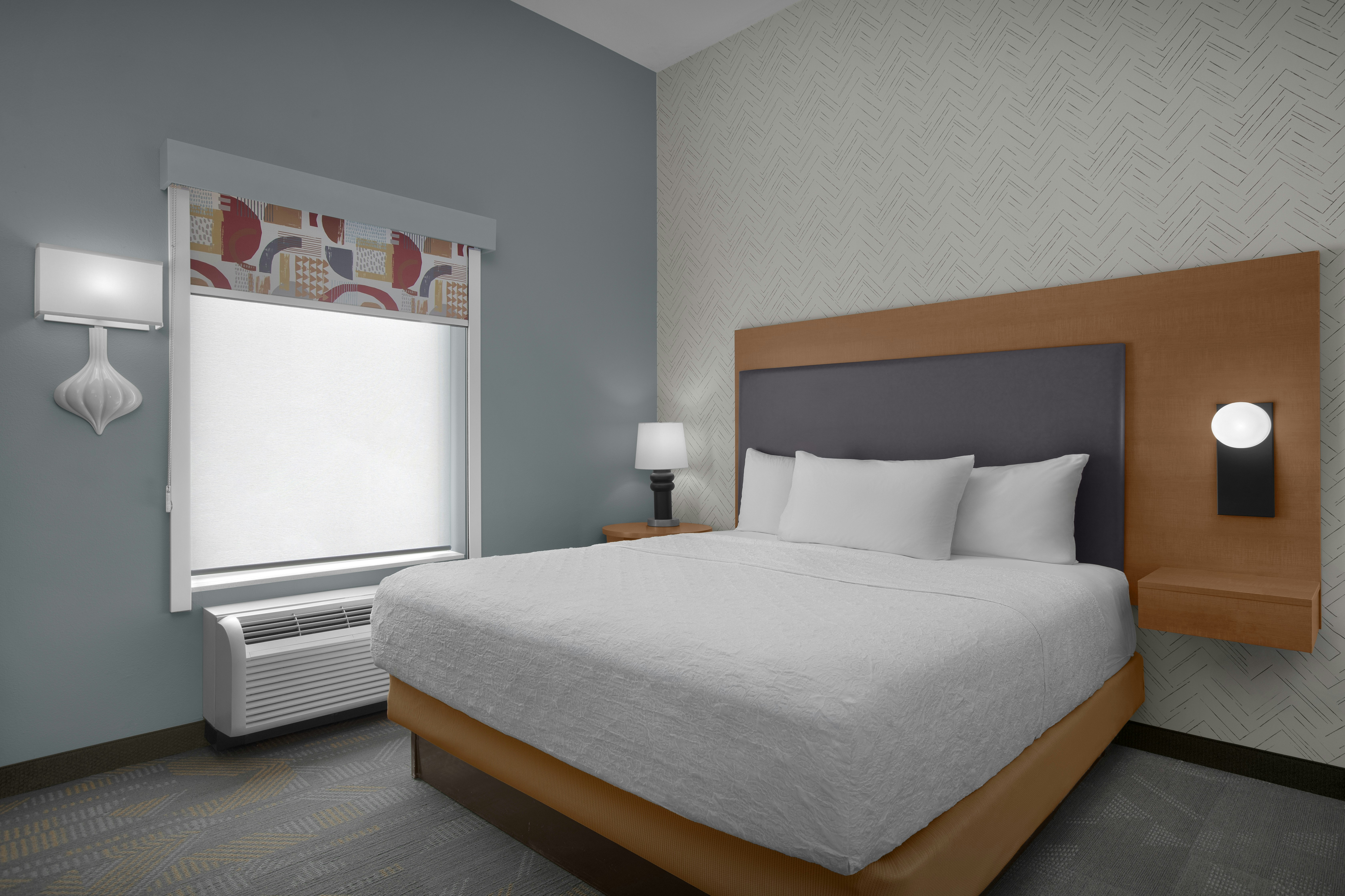 1 KING 1BDRM SUITE NONSMOK