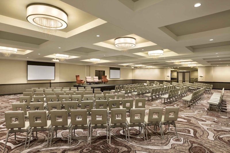 Embassy Suites by Hilton Minneapolis Downtown