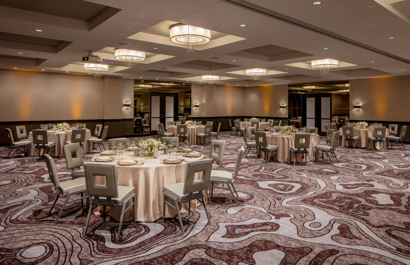Embassy Suites by Hilton Minneapolis Downtown