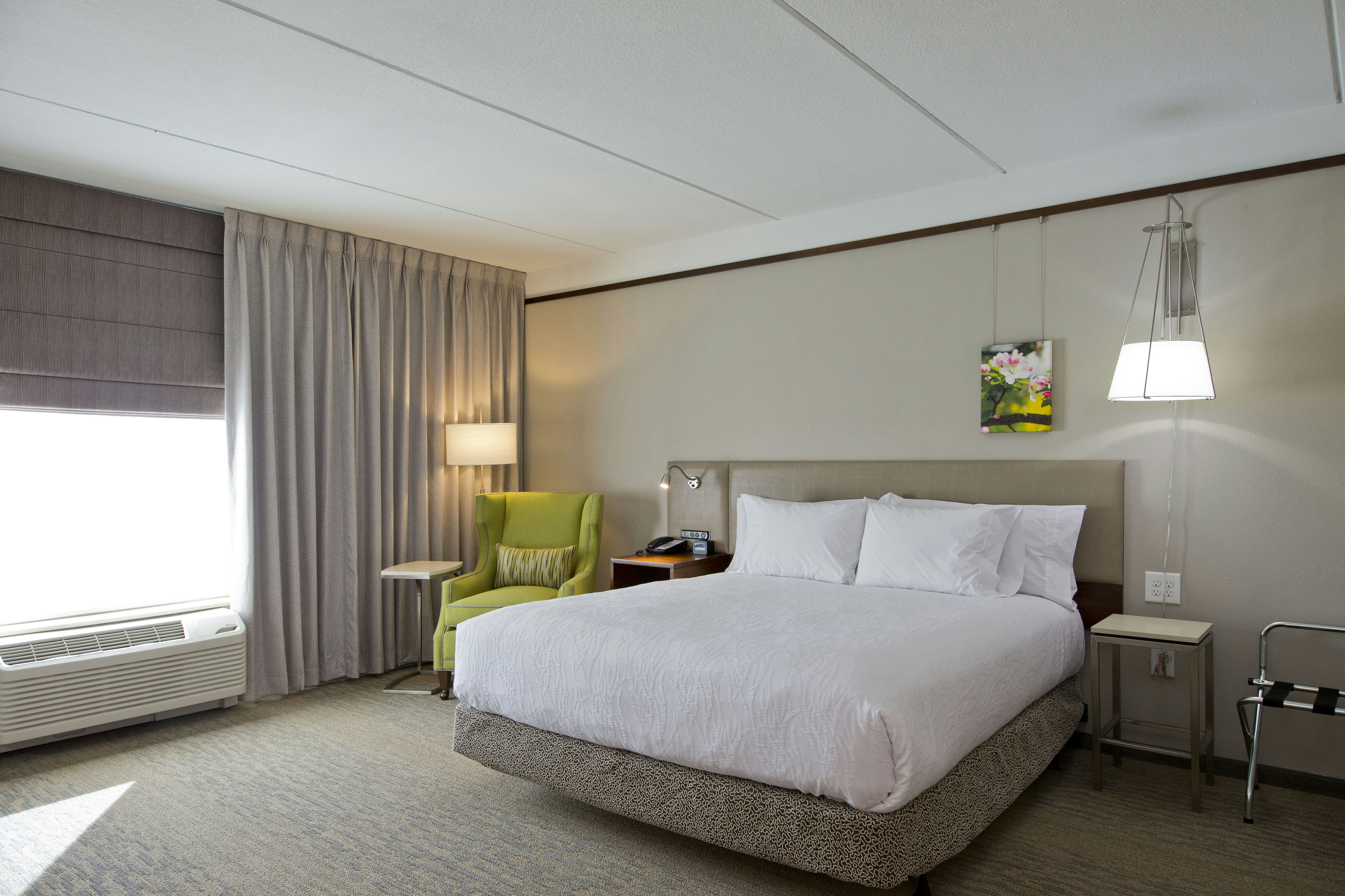 1 KING BED JUNIOR SUITE