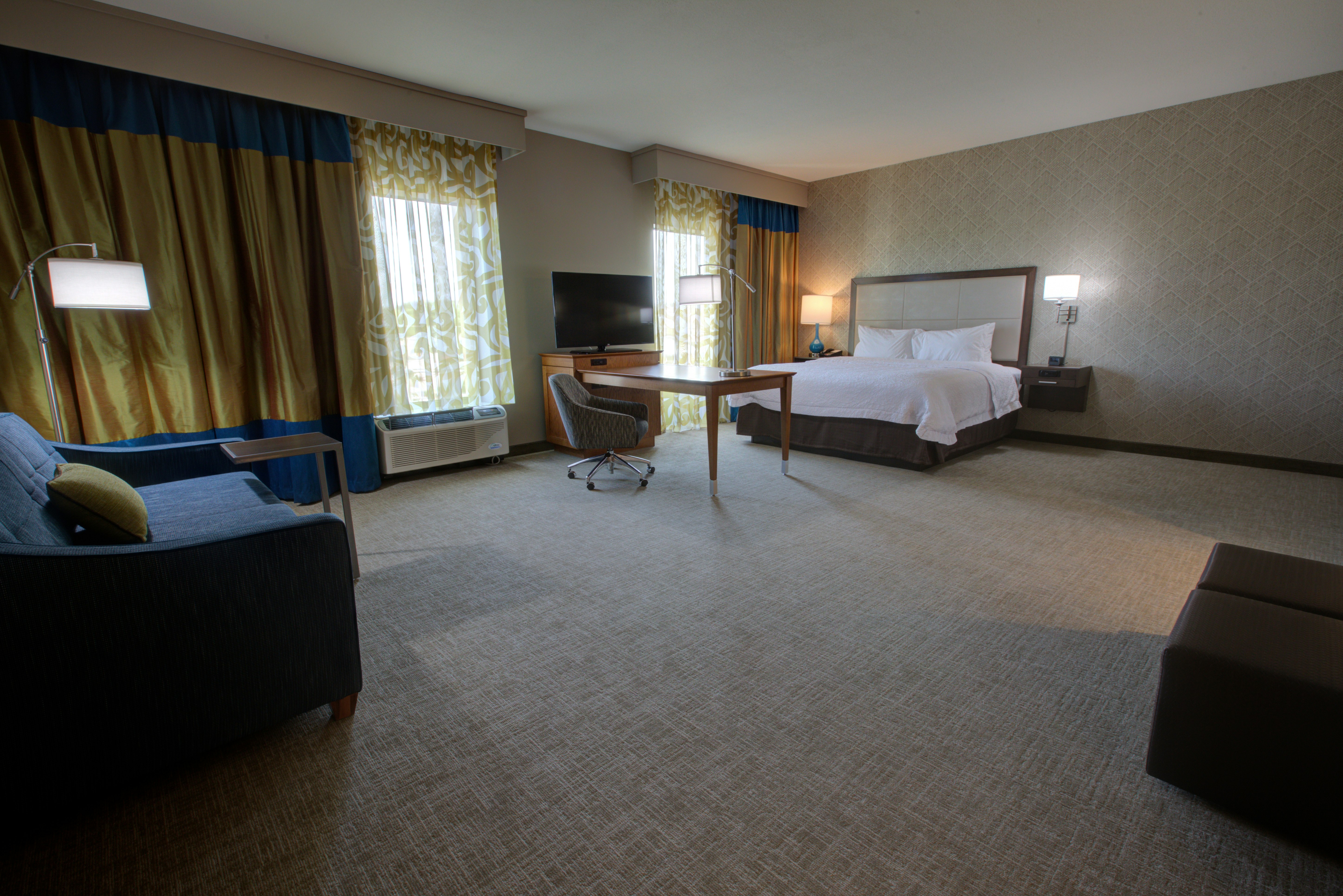 Hampton Inn and Suites by Hilton Tampa Busch Gardens Area