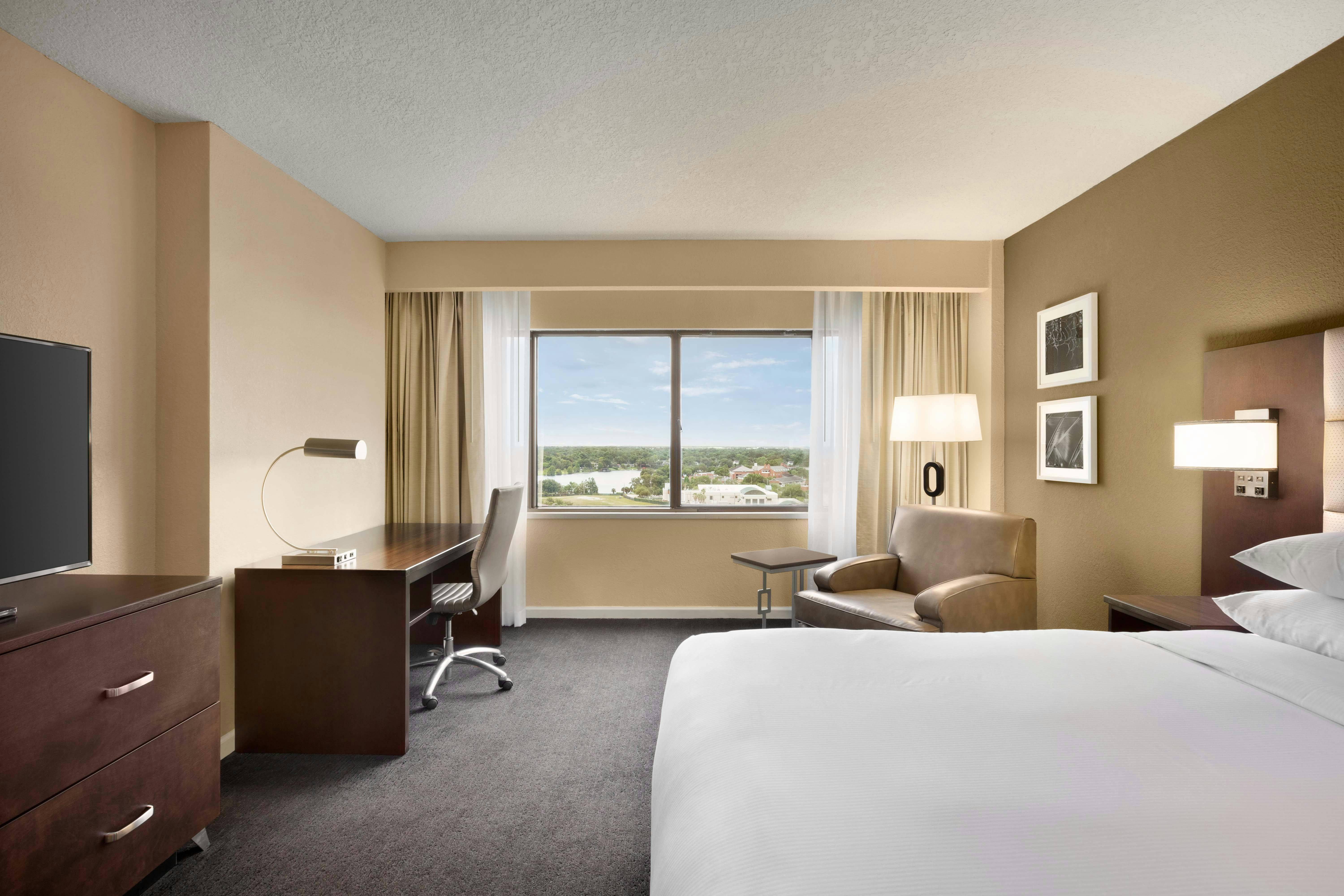 DoubleTree by Hilton Orlando Downtown