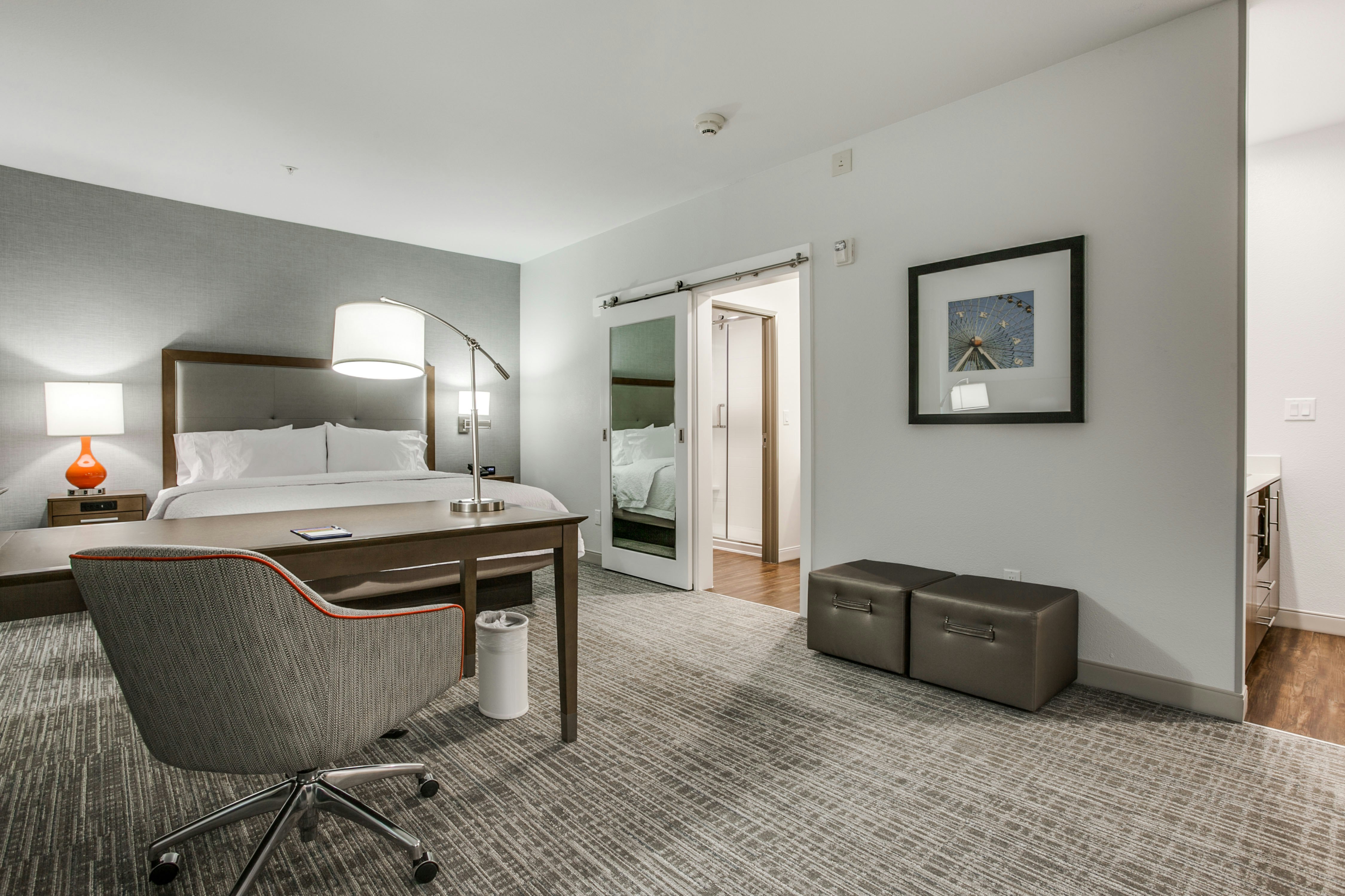 Hampton Inn & Suites North Dallas Central Expy