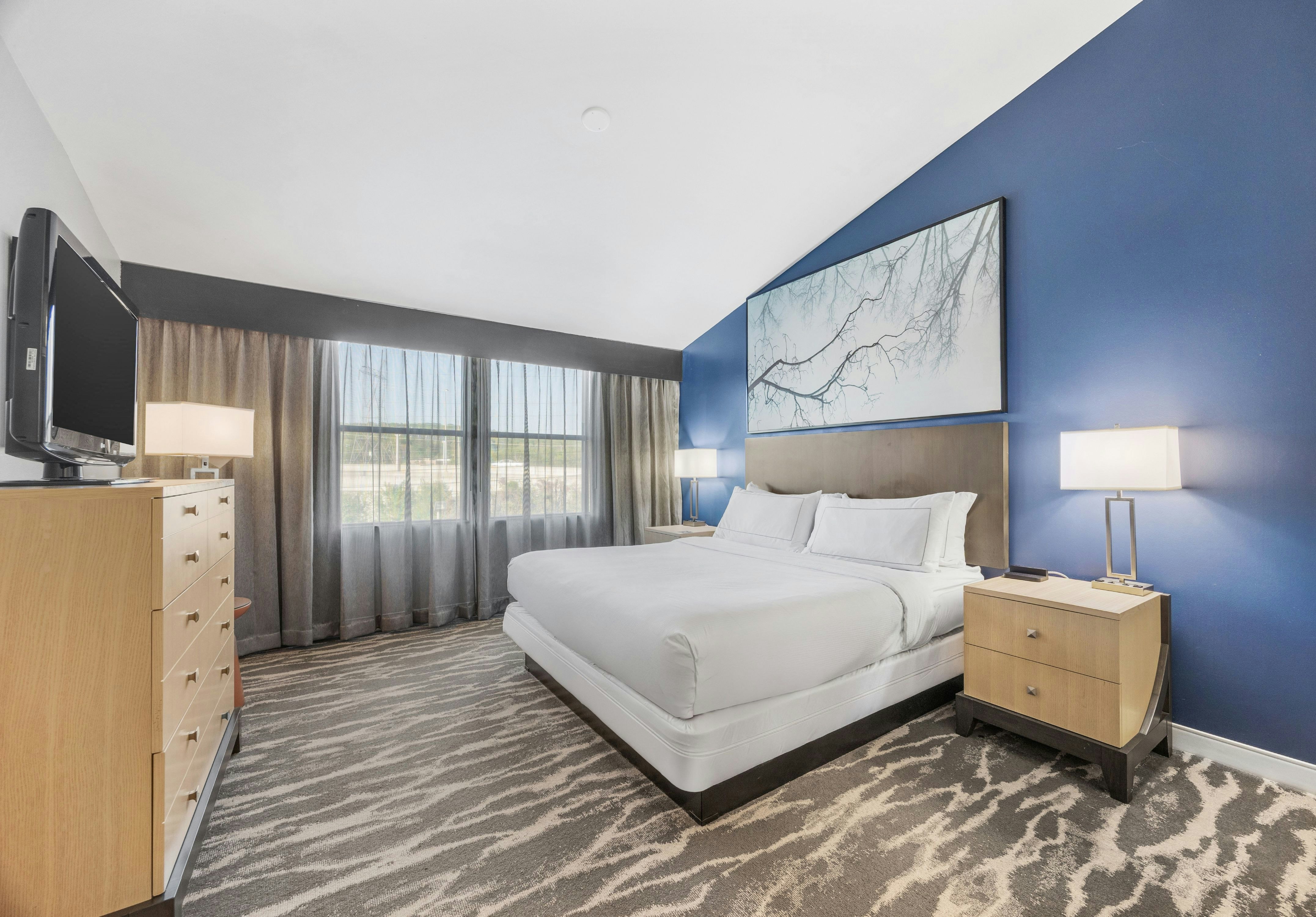 DoubleTree Suites by Hilton Huntsville South
