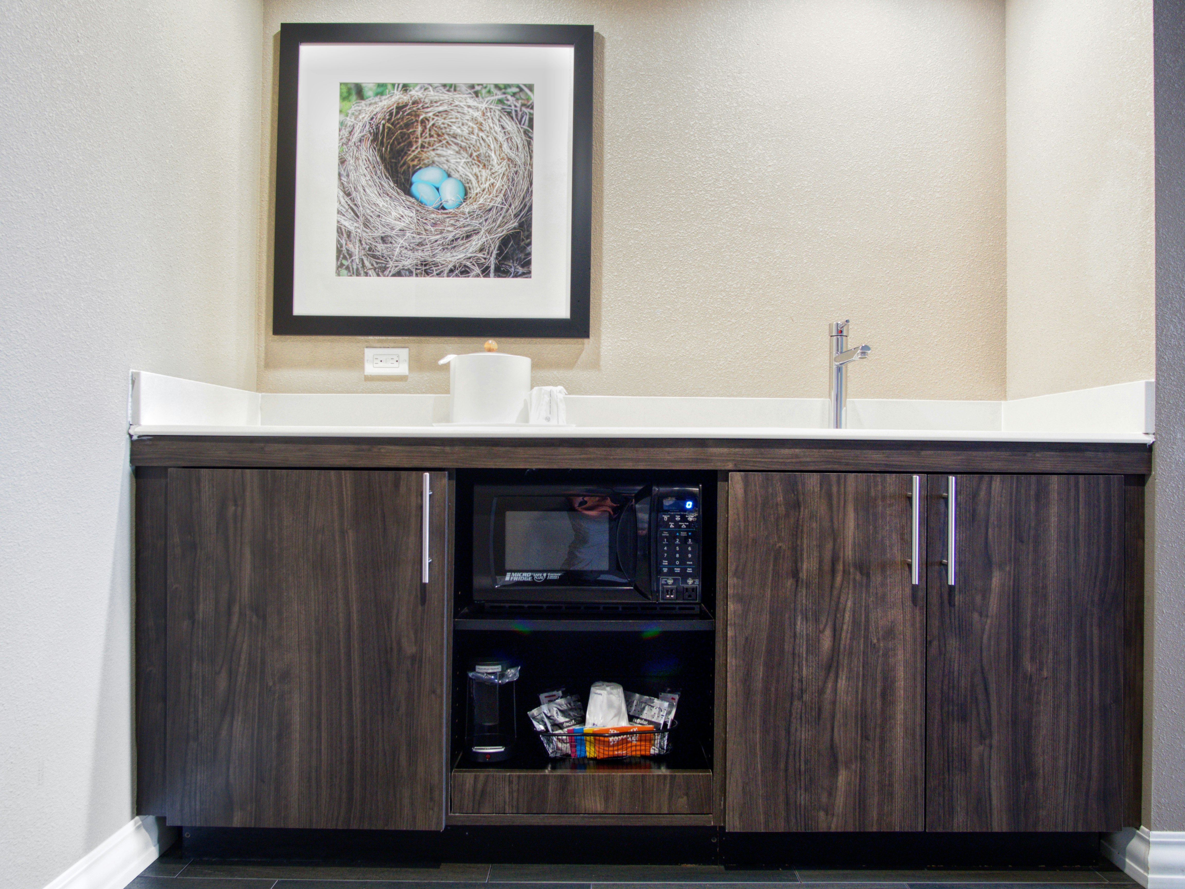 Hampton Inn and Suites Moore