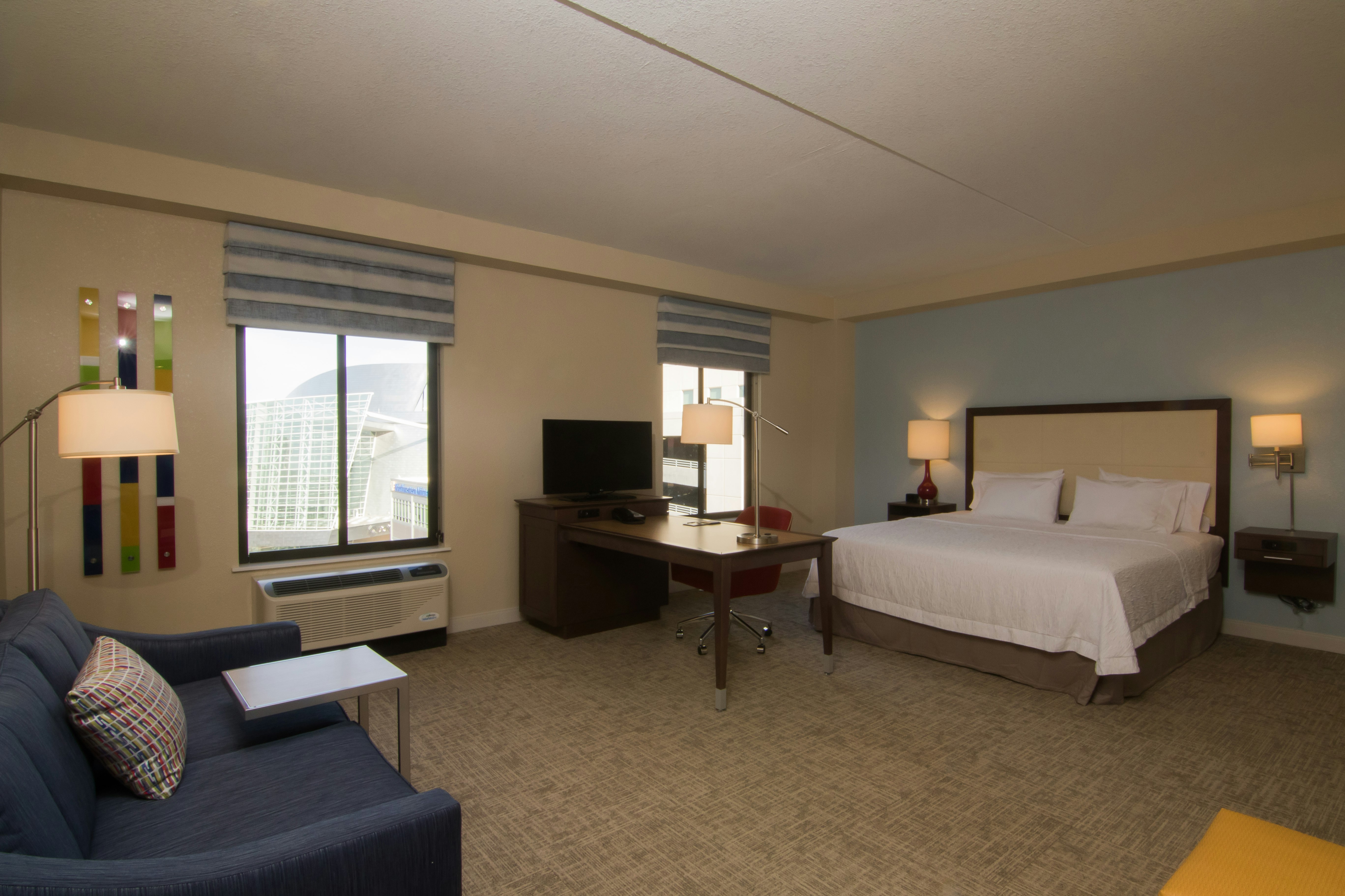 Hampton Inn and Suites Tulsa Downtown