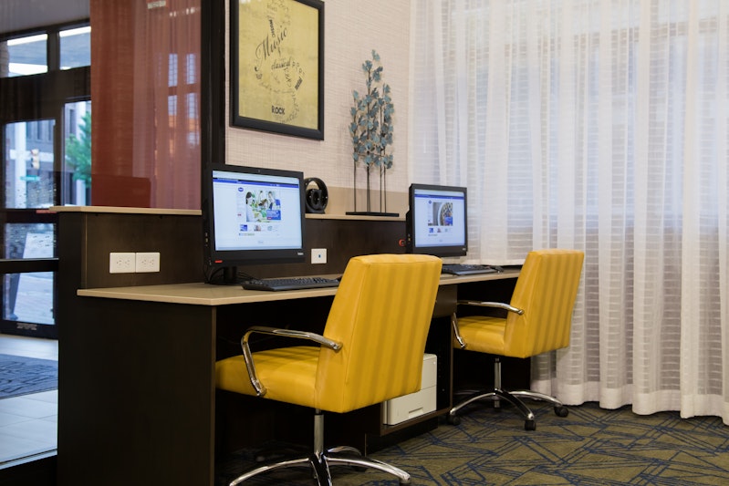 Hampton Inn and Suites Tulsa Downtown