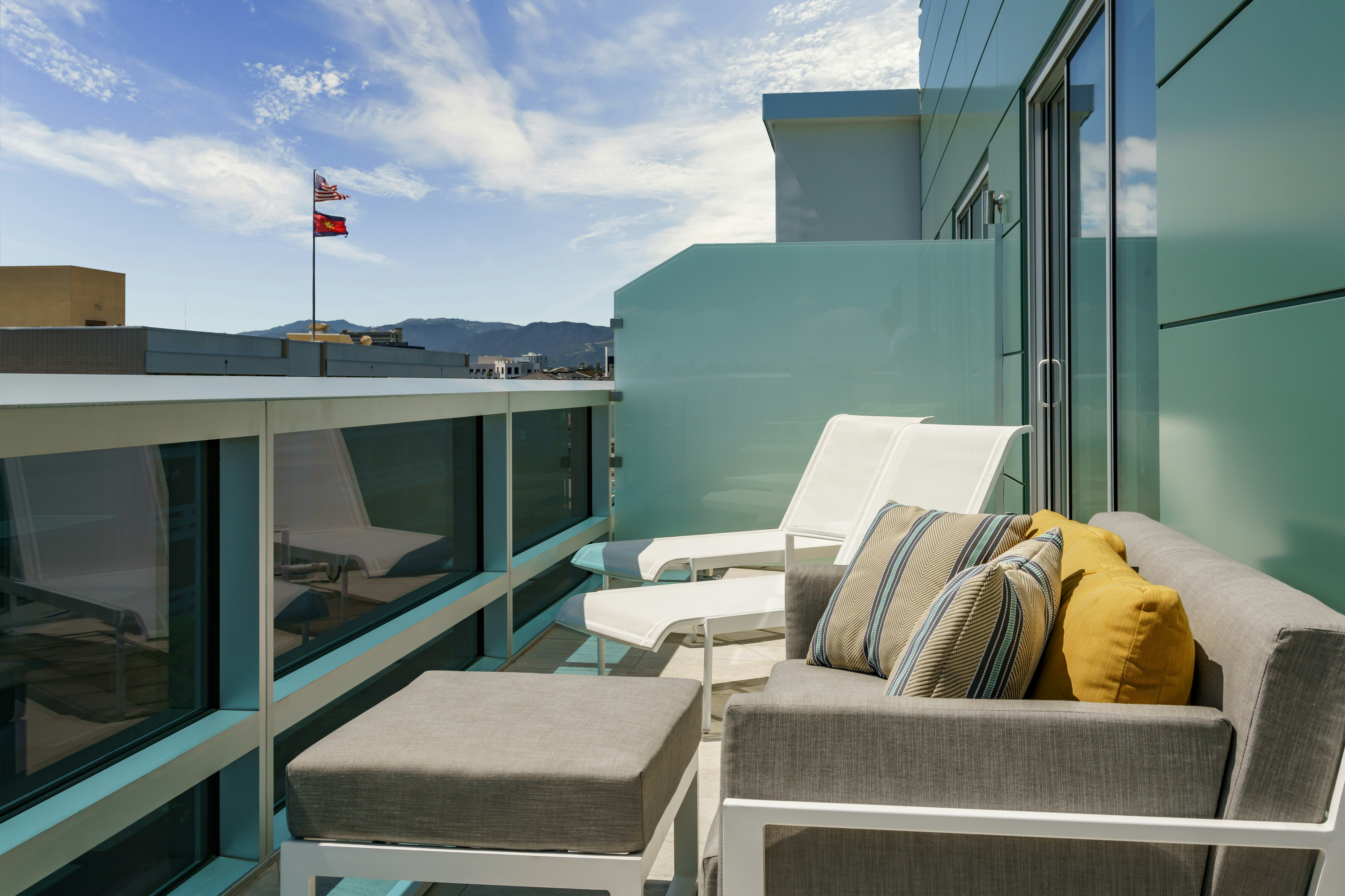Hampton Inn & Suites by Hilton Santa Monica
