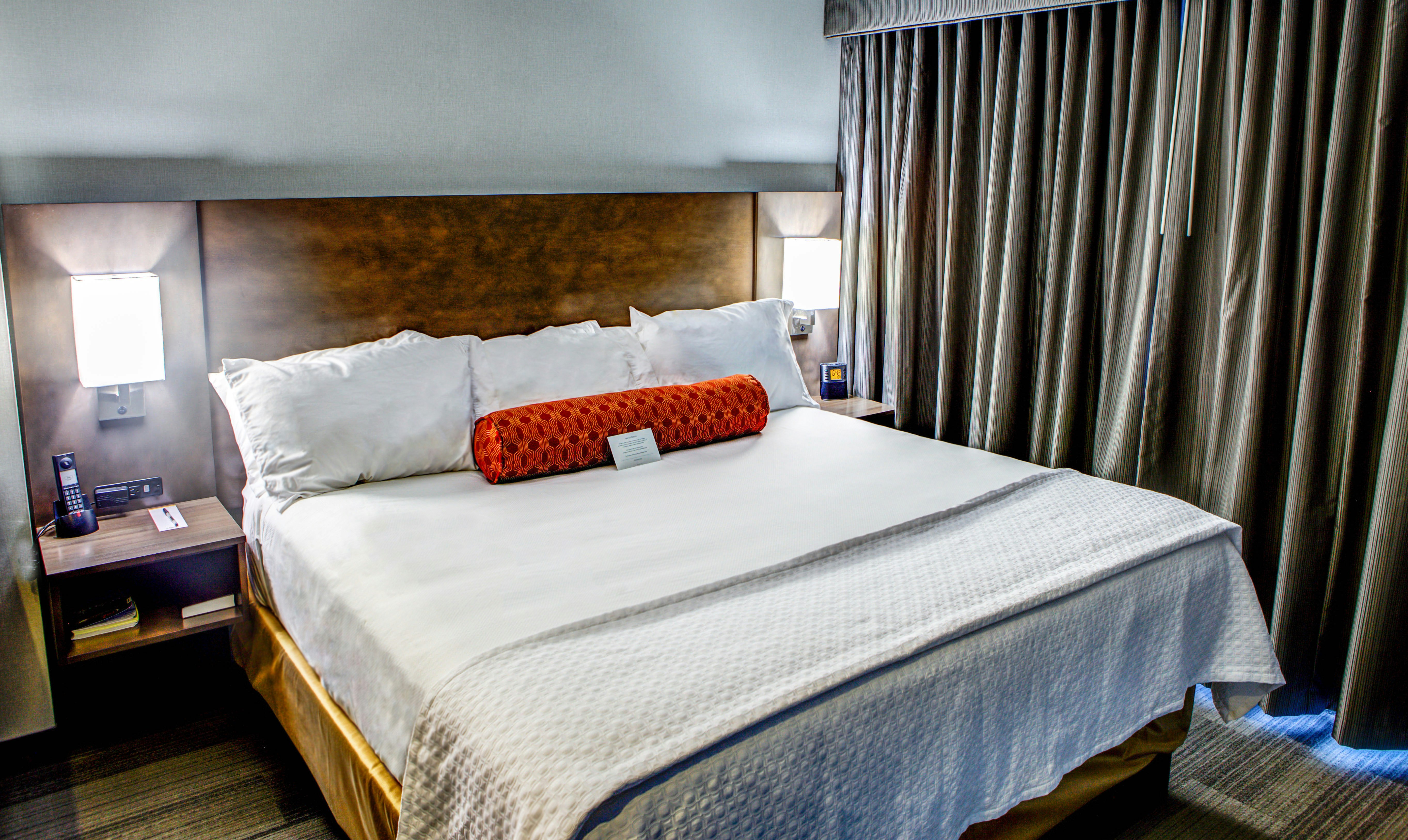 DoubleTree by Hilton West Fargo Sanford Medical Center Area