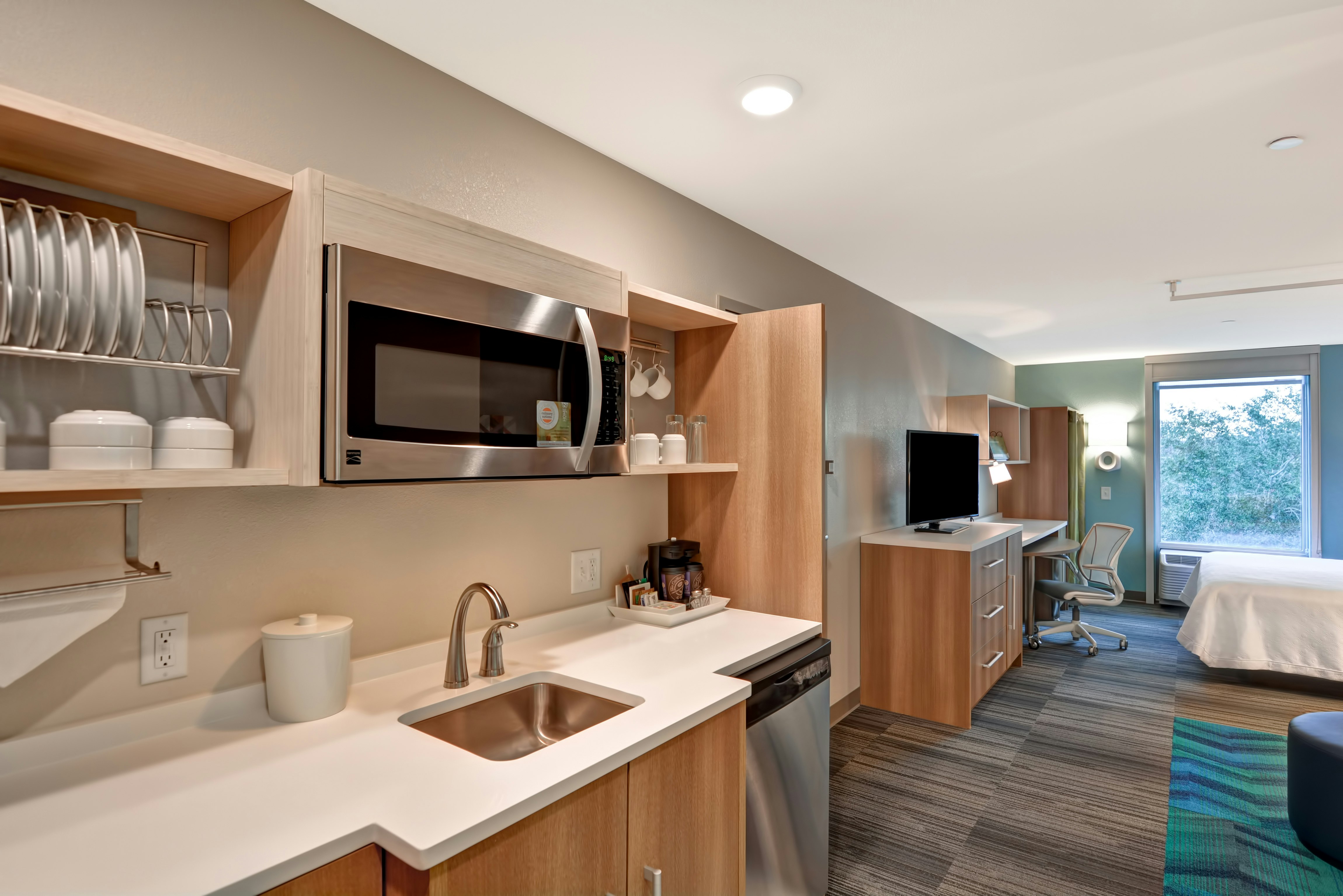 Home2 Suites by Hilton Tampa – USF/Near Busch Gardens
