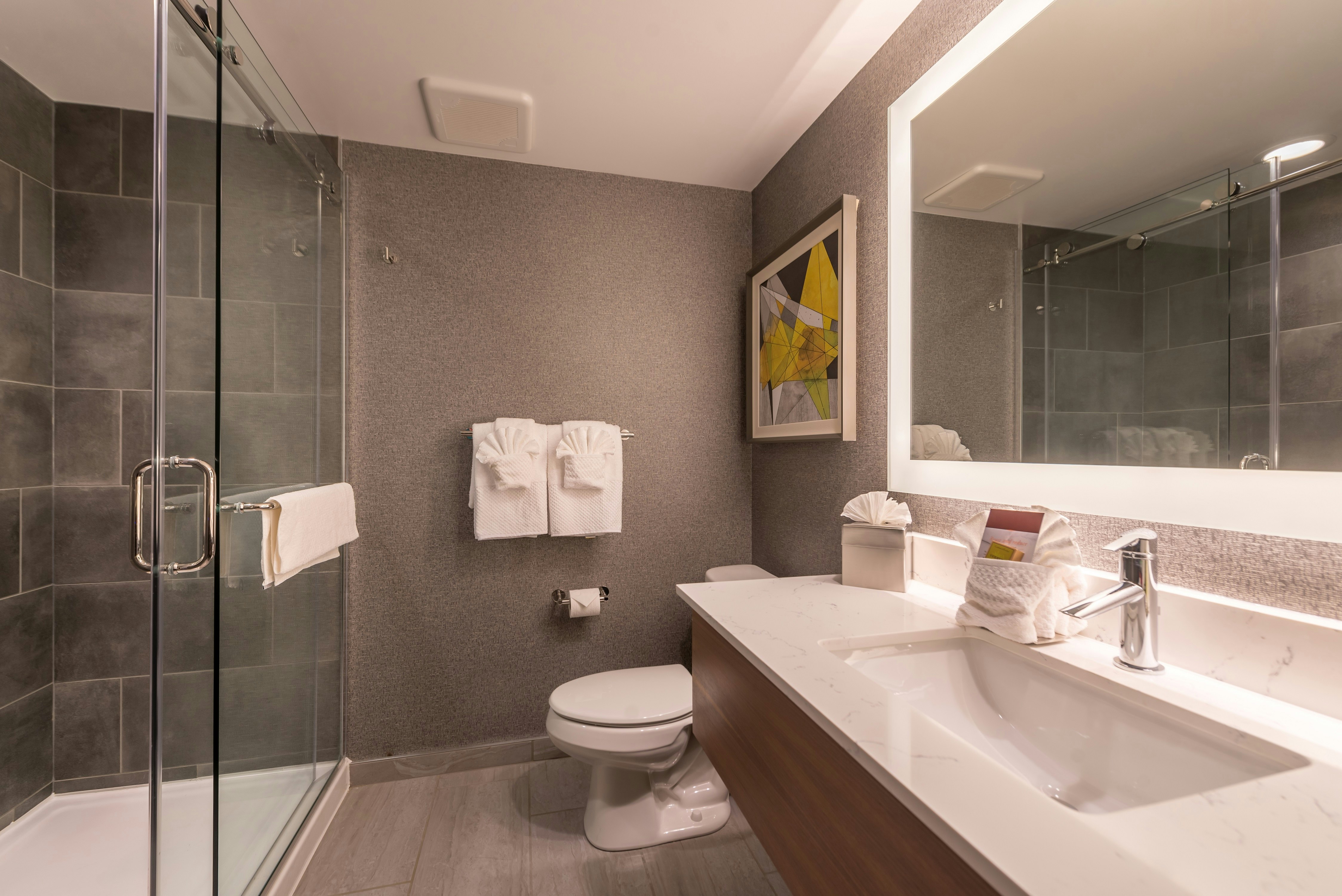 DoubleTree by Hilton Lafayette East